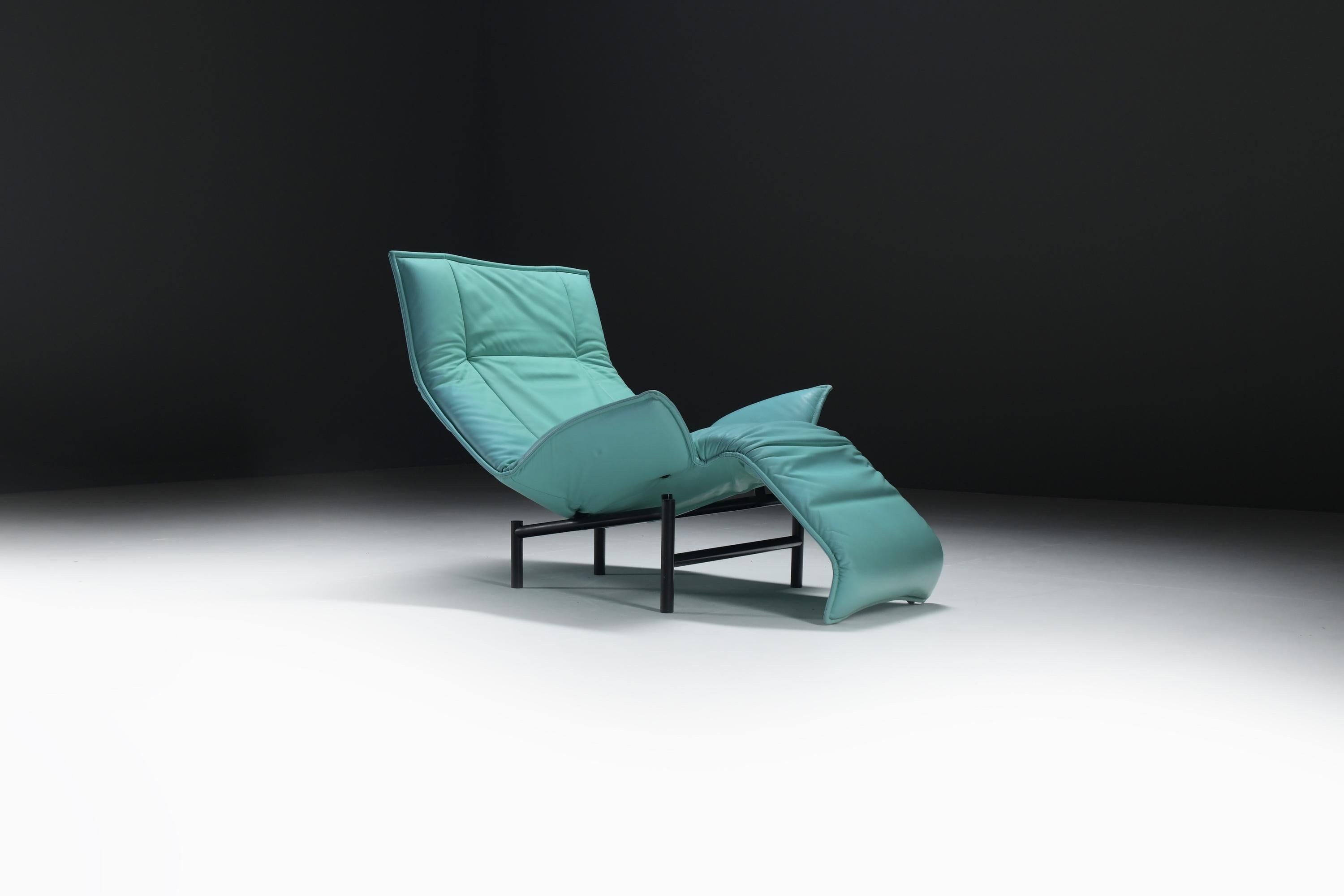 Mid-Century moderno Stupenda Veranda in un colore molto raro di Vico Magistretti per Cassina. in vendita