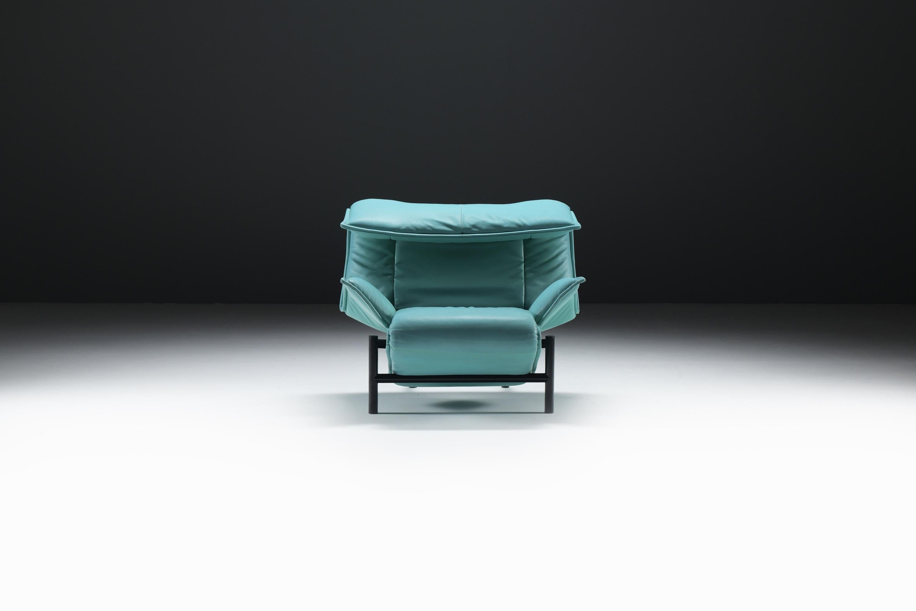 Italiano Stupenda Veranda in un colore molto raro di Vico Magistretti per Cassina. in vendita