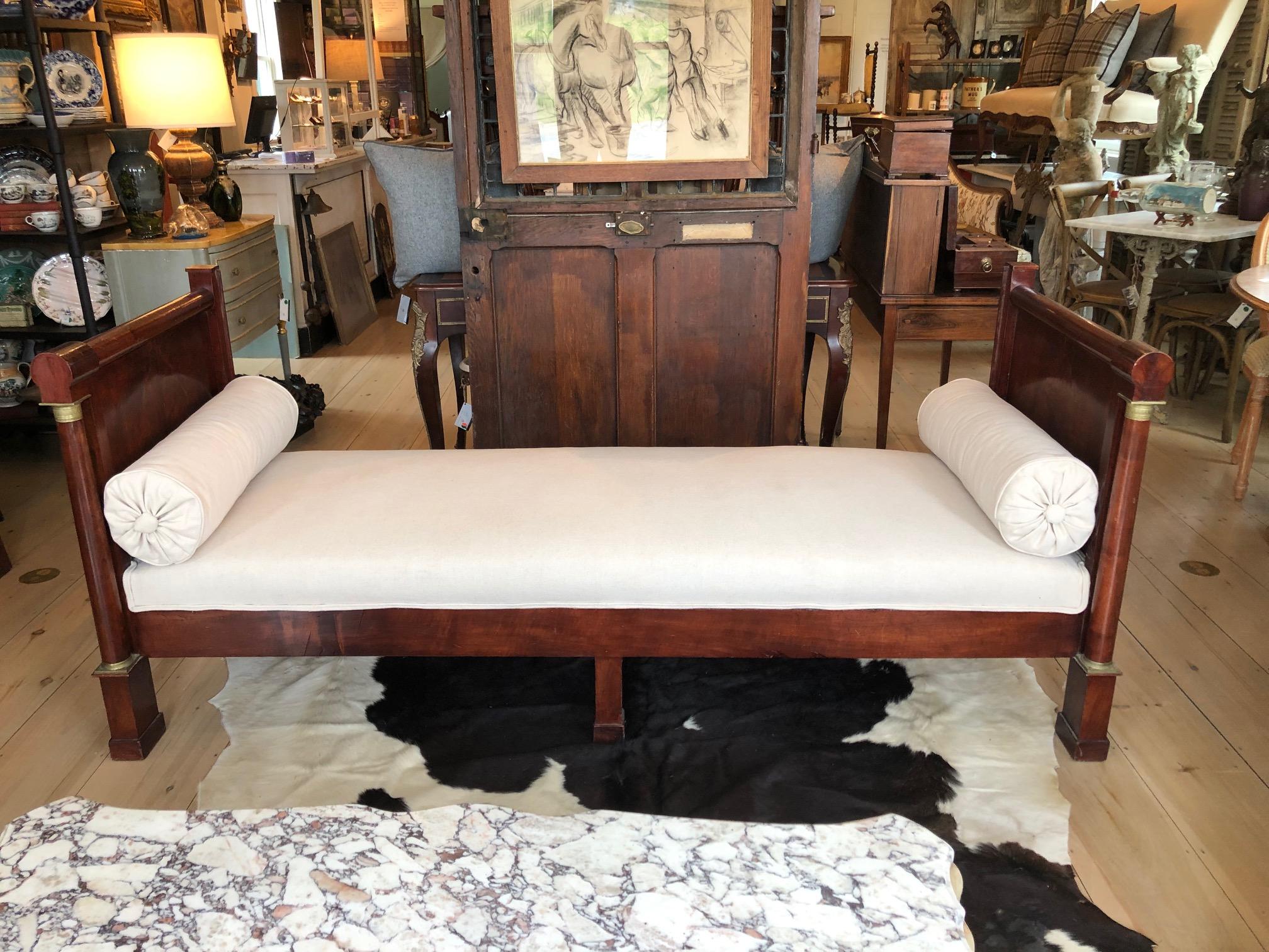 Stunning Versatile Antique French Empire Mahogany Daybed Sofa In Good Condition In Hopewell, NJ