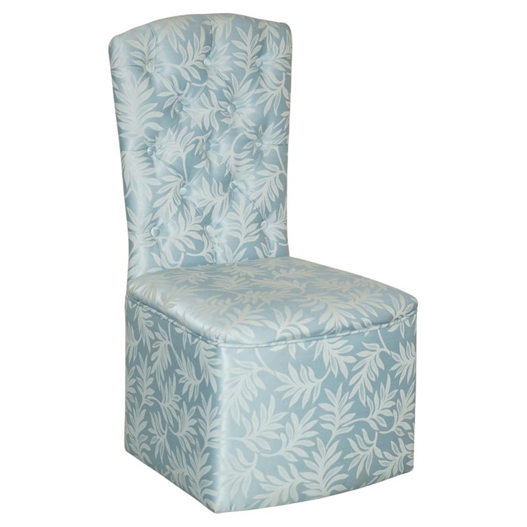 blue dressing table chair Blue Makeup Vanity Set with Side Cabinet Extendable Dressing Table Mirror &  ChairHomary DE