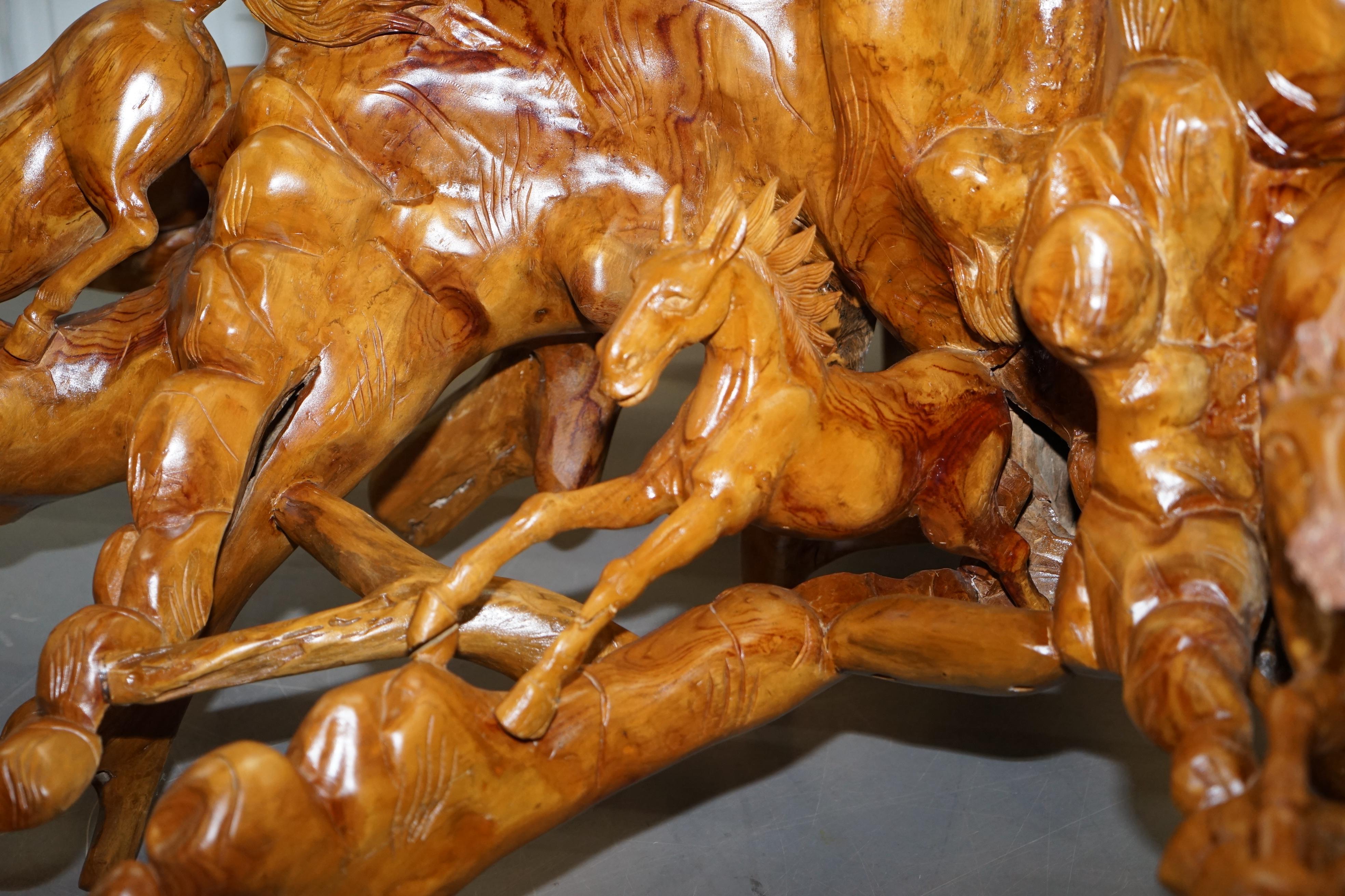 Stunning Very Large Root Wood Carved Equestrian Galloping Horse Coffee Table In Good Condition In West Sussex, Pulborough