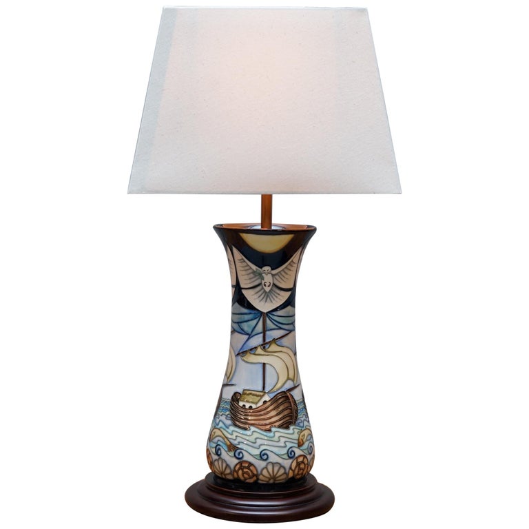 Stunning Very Rare Moorcroft Winds of Change Table Lamp Hand Painted