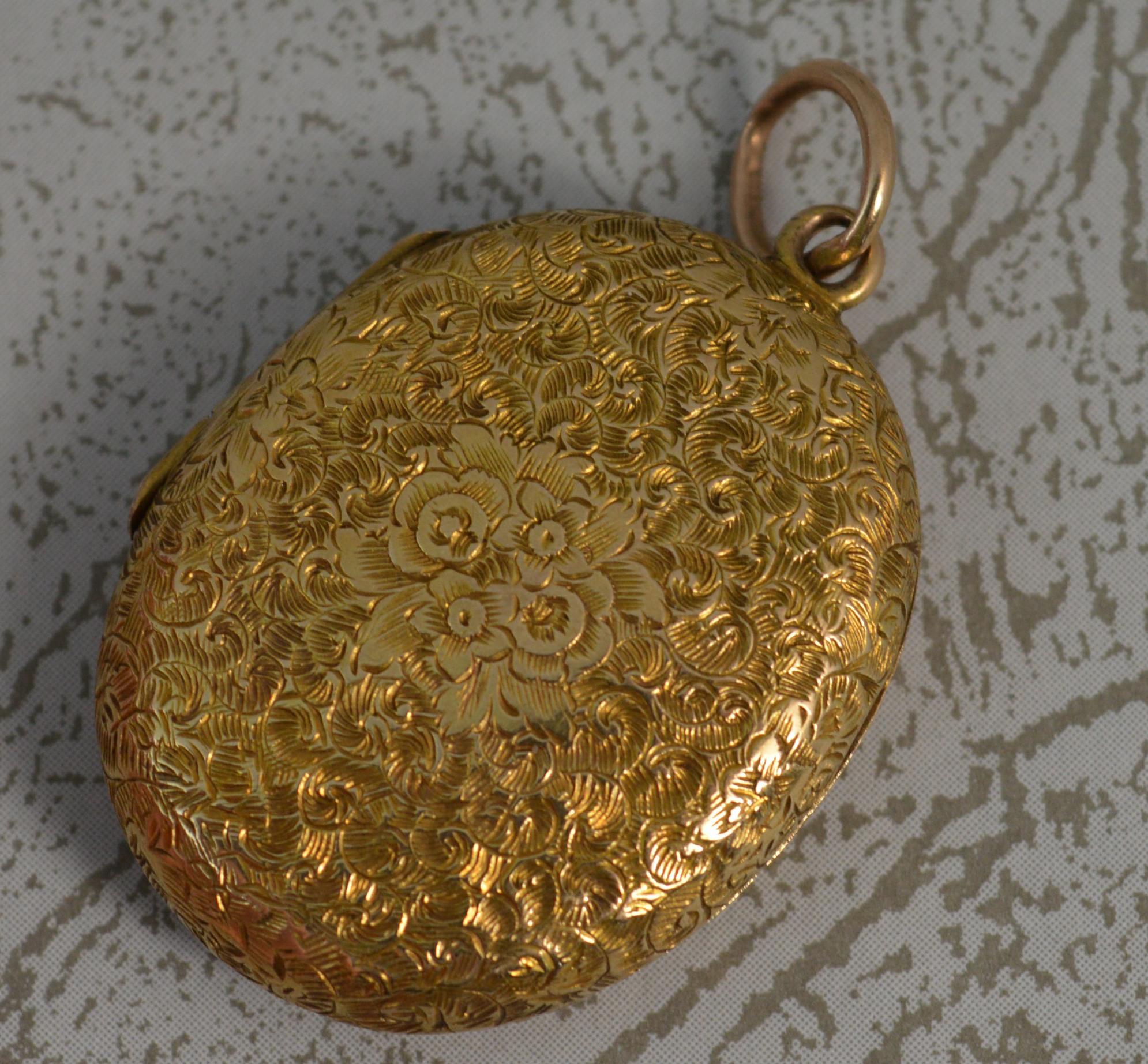 Stunning Victorian 15 Carat Gold Double Locket Pendant 2