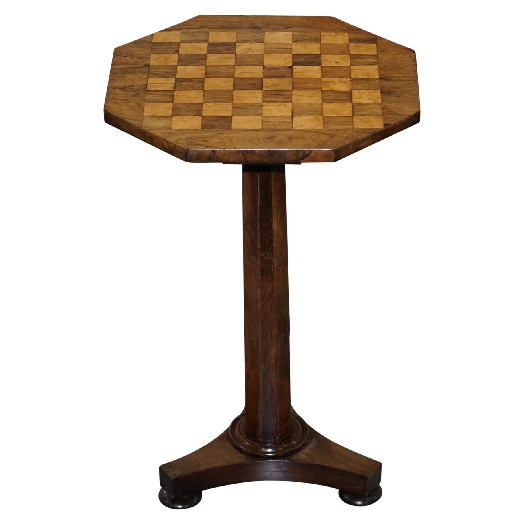 Stunning Victorian 1860 Redwood Pedestal Chess Games Checkers Backgammon Table