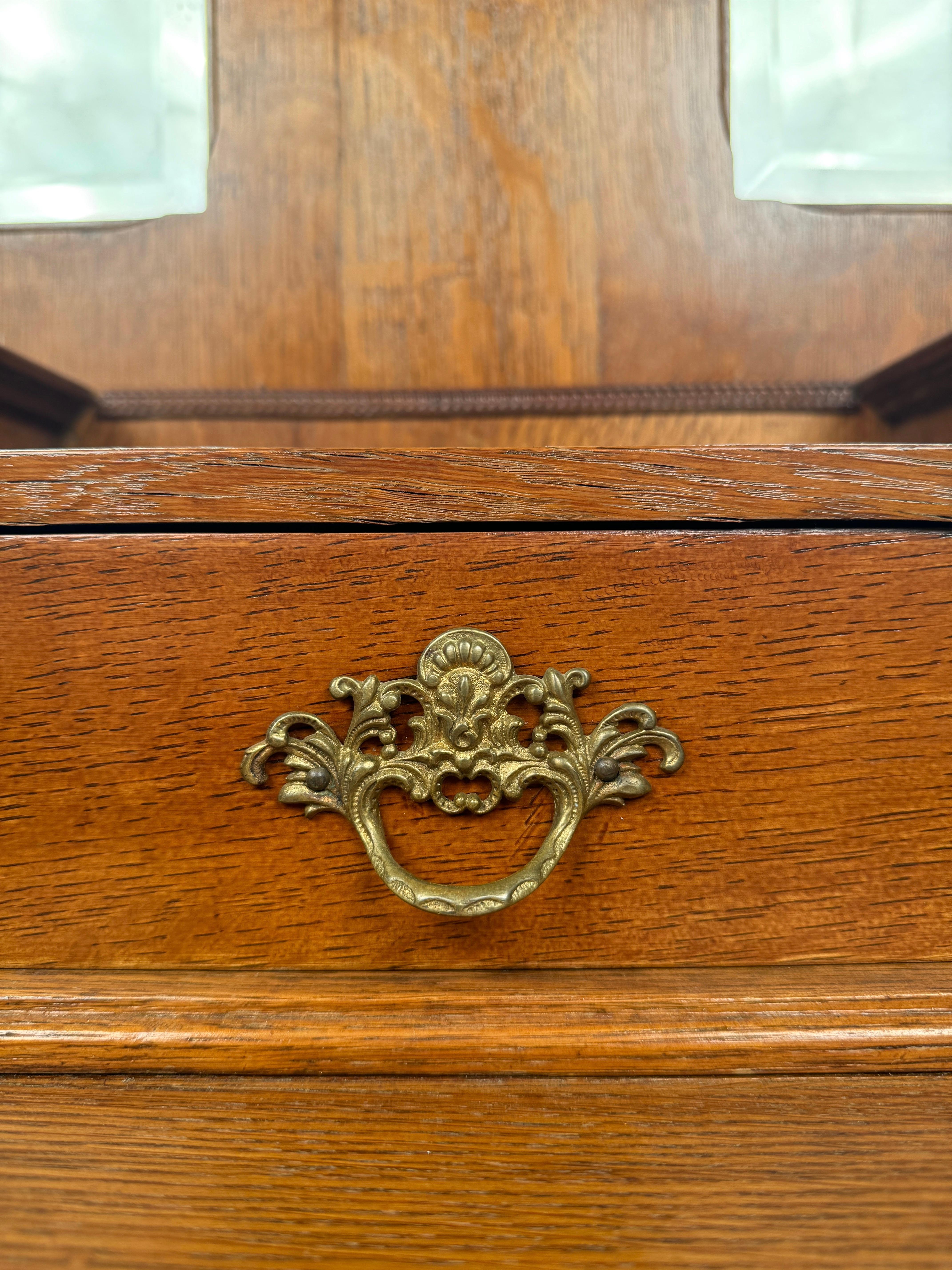 Stunning Victorian Antique Golden Oak Slant Front Desk For Sale 1