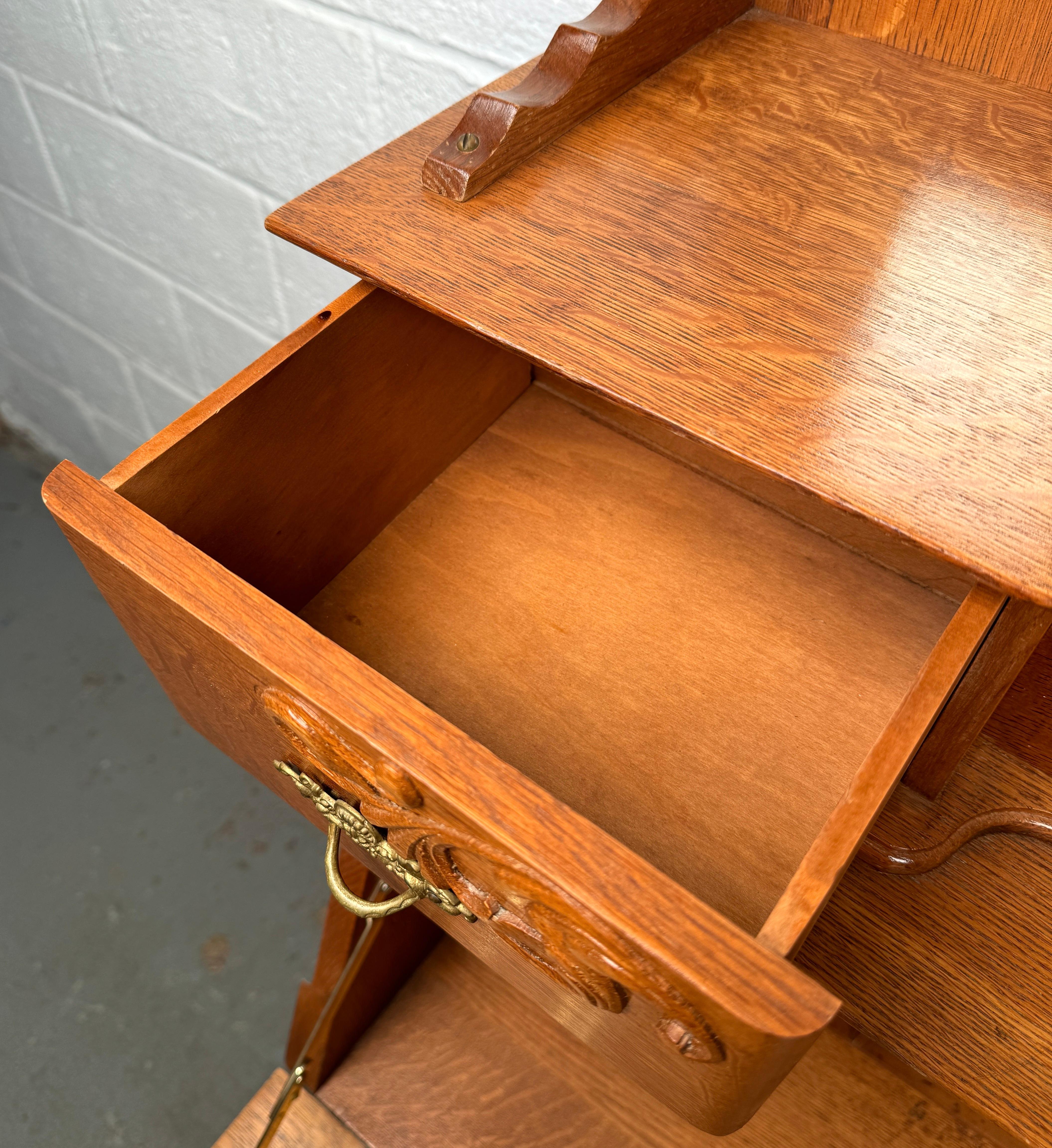 Stunning Victorian Antique Golden Oak Slant Front Desk For Sale 3