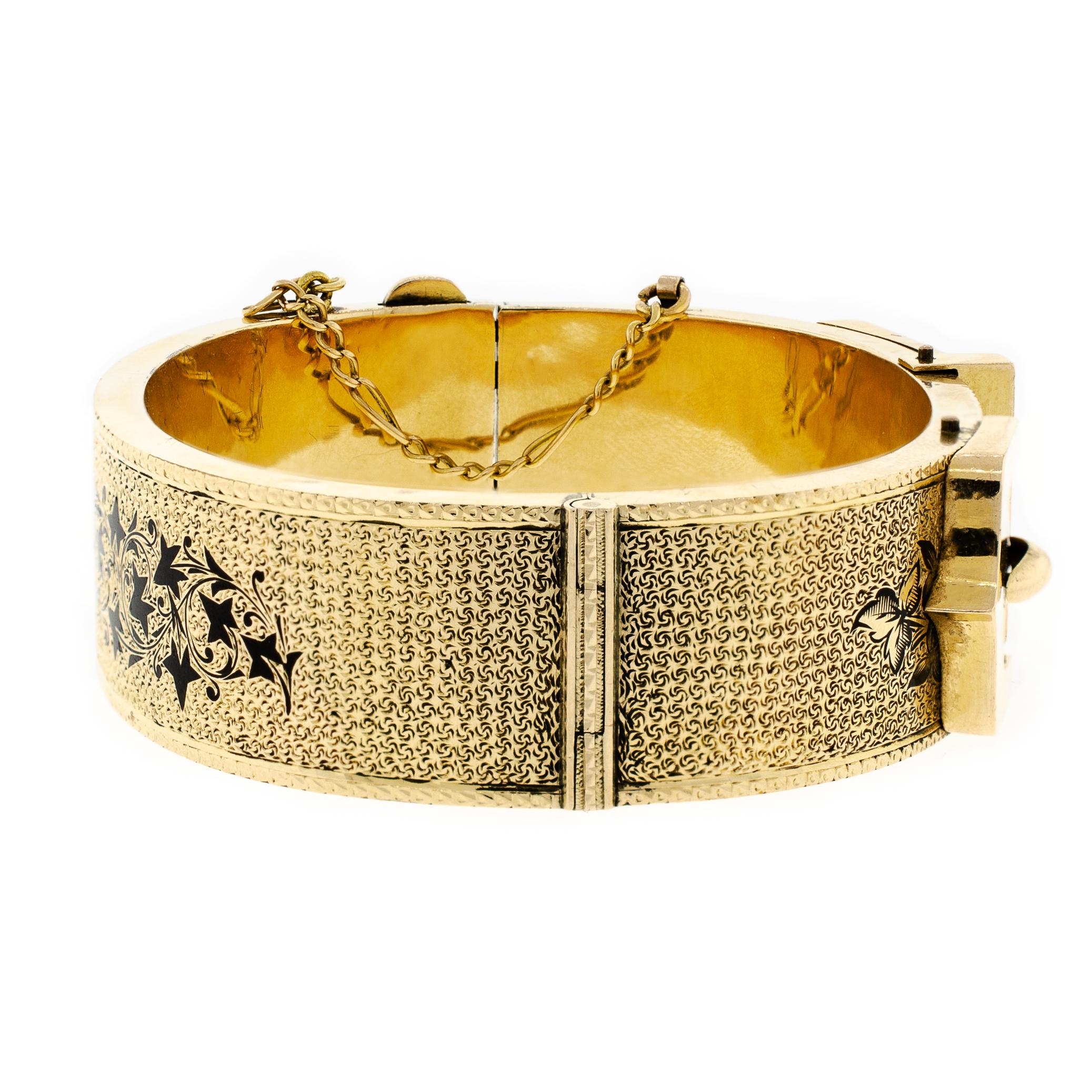 Superbe bracelet à boucle en or jaune avec motif victorien Bon état - En vente à Wheaton, IL