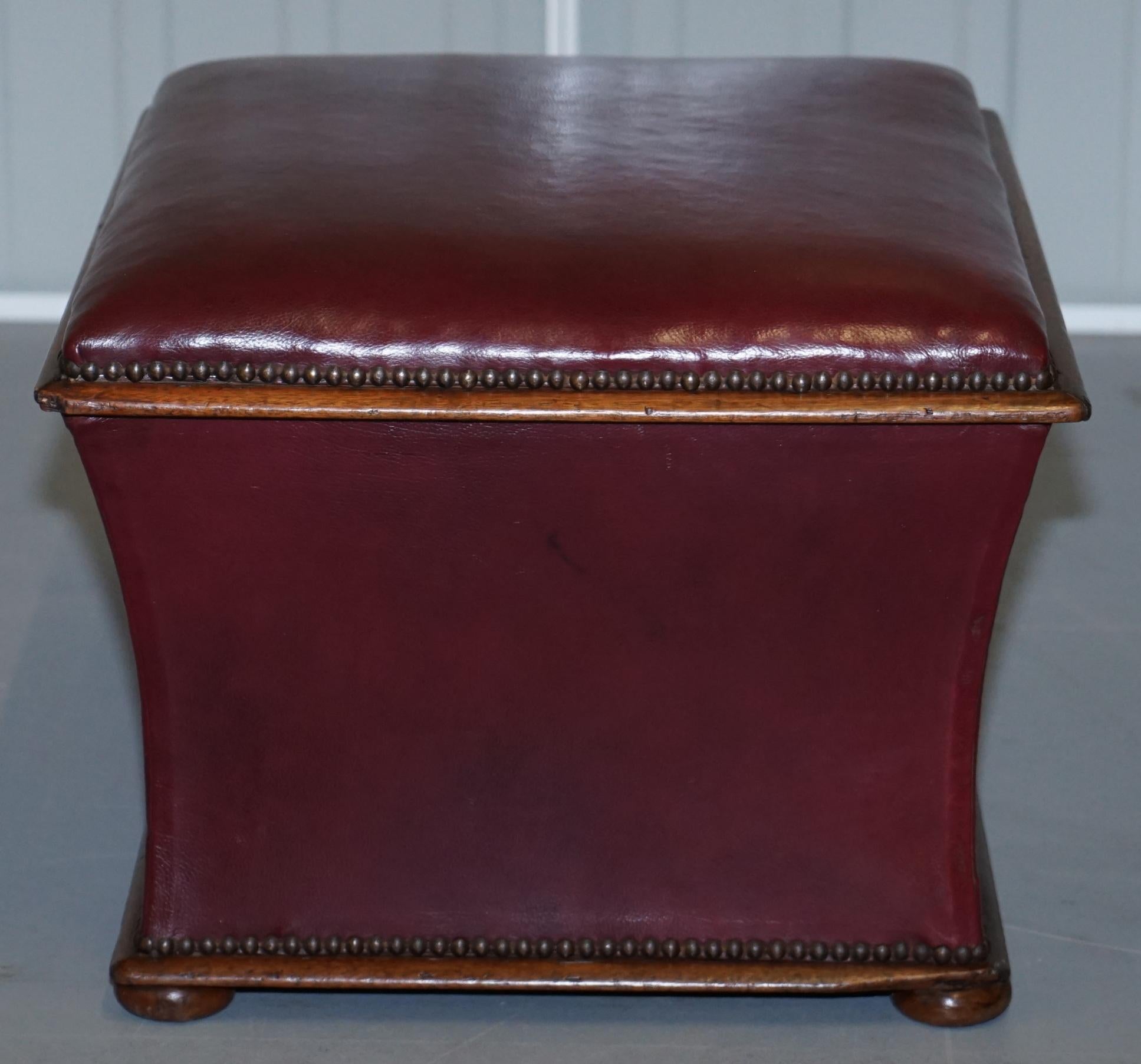 Stunning Victorian circa 1860 Oxblood Leather & English Walnut Footstool Ottoman 7