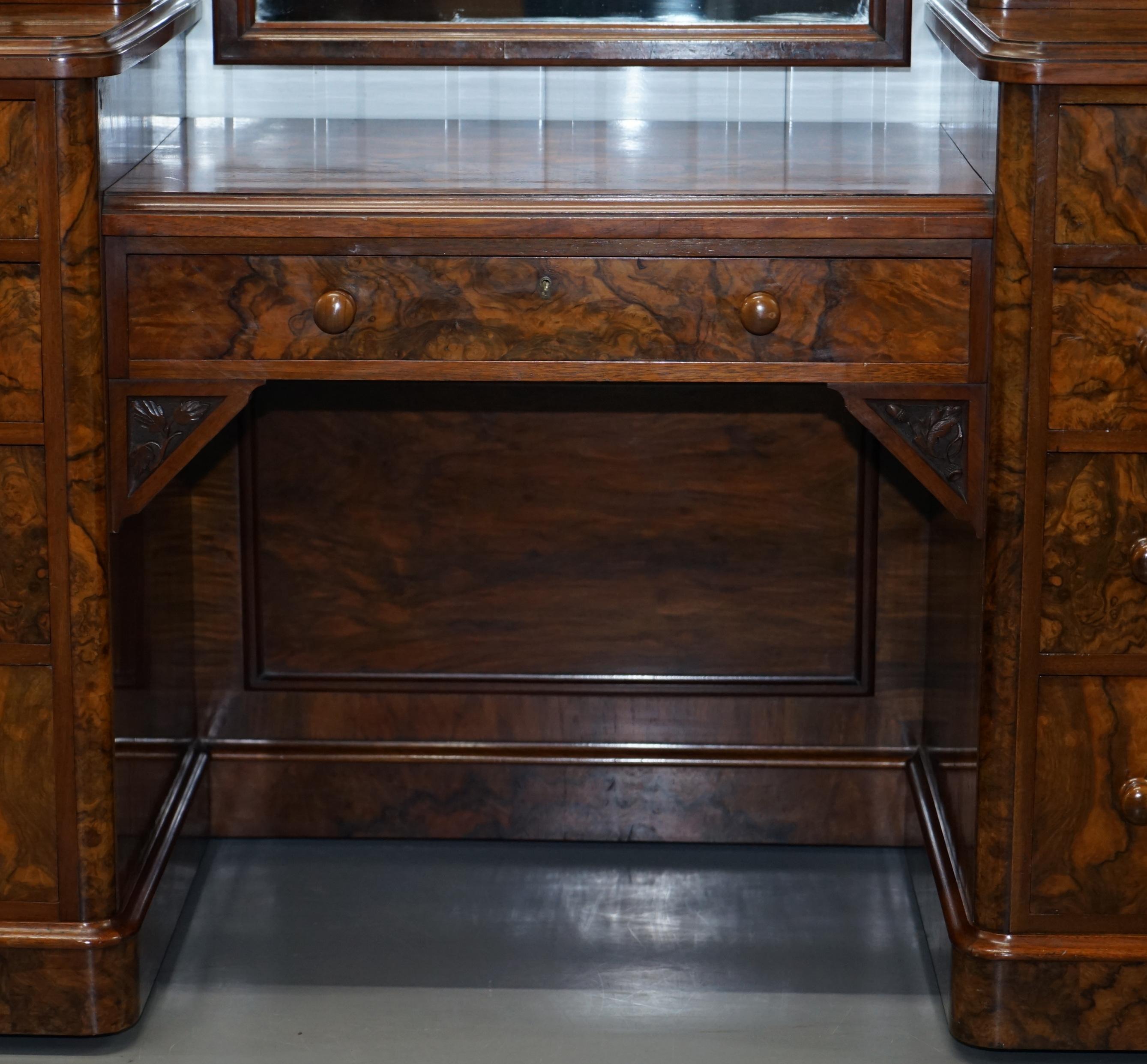 Late 19th Century Stunning Victorian Collinge's Burr Walnut Dressing Table with Drawers and Mirror