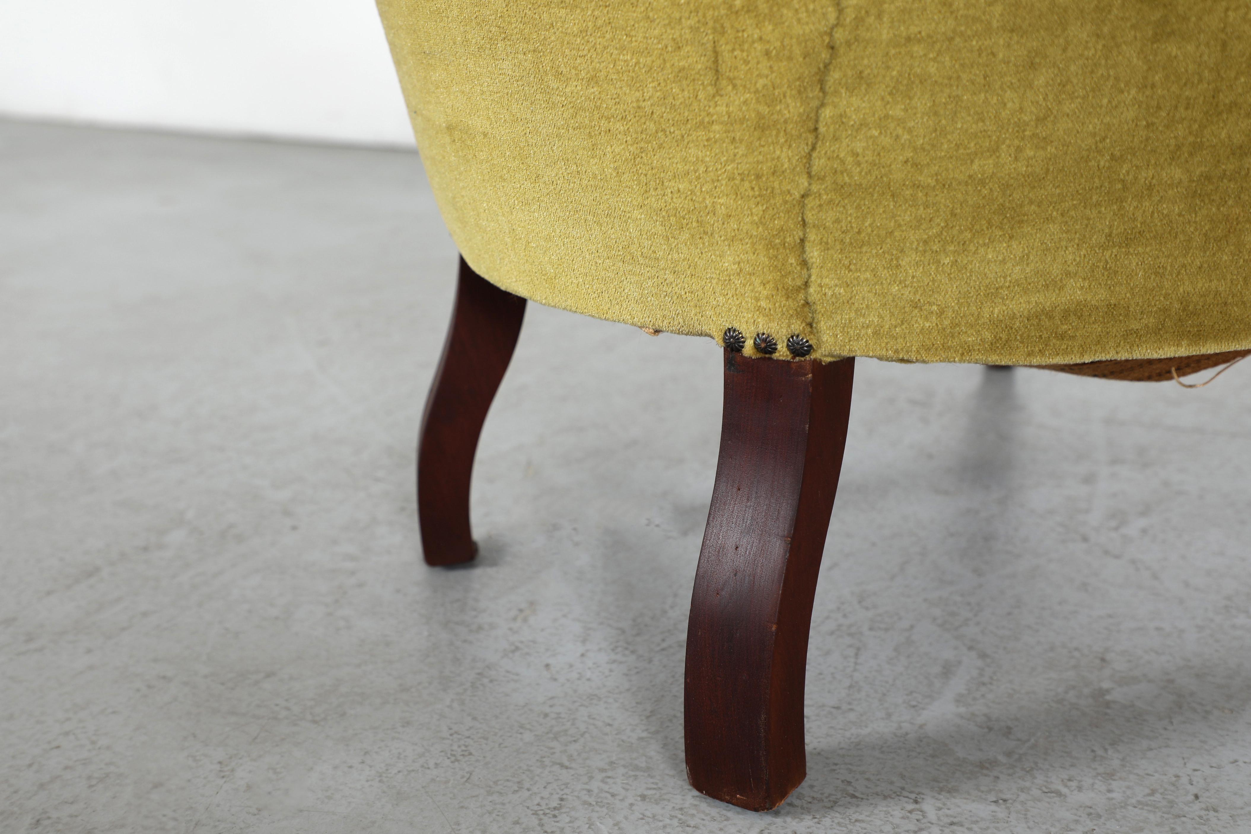 Superbe chaise de salon à dossier arrondi de l'époque victorienne, style 