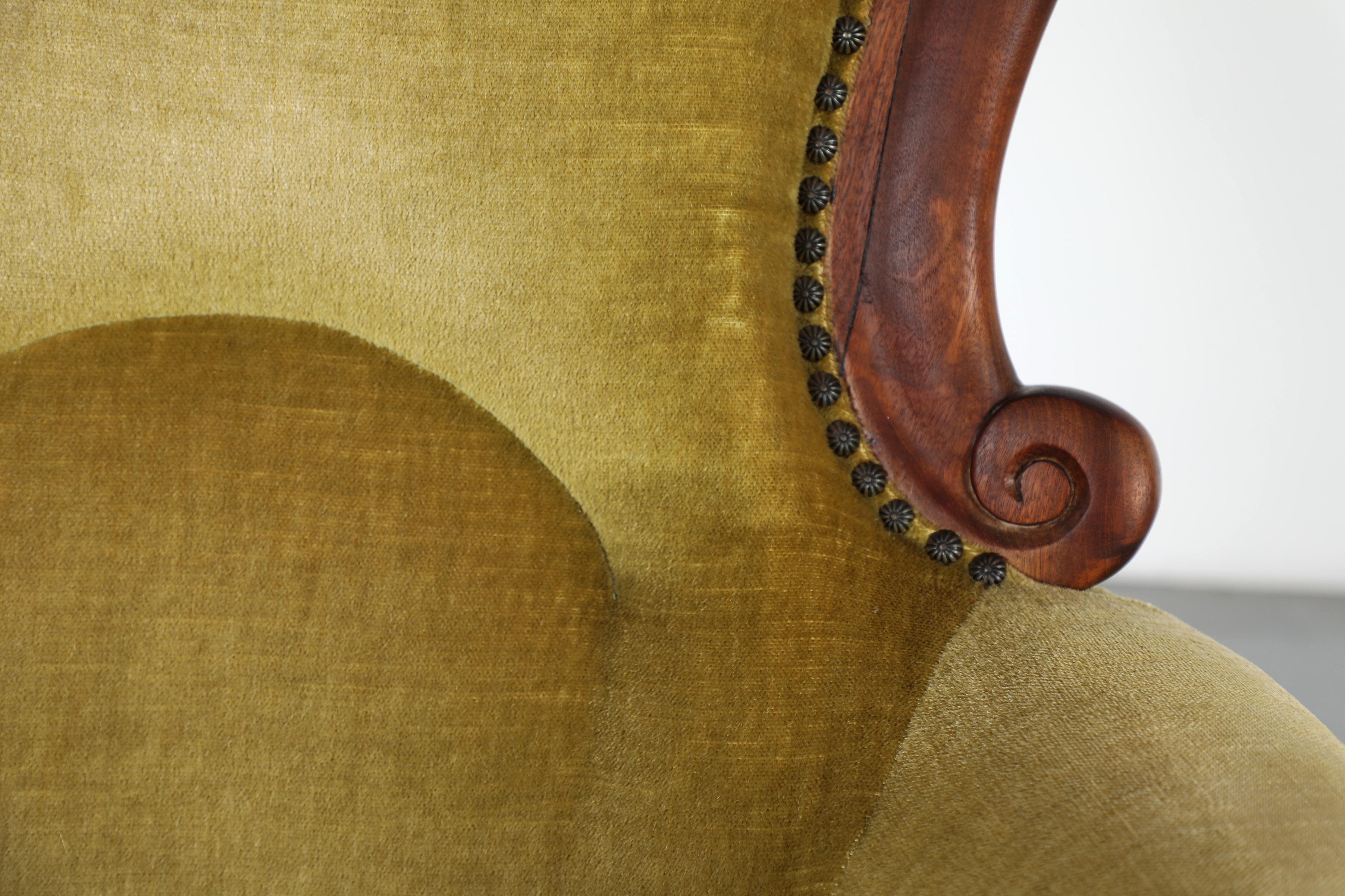 Superbe chaise de salon à dossier arrondi de l'époque victorienne, style 