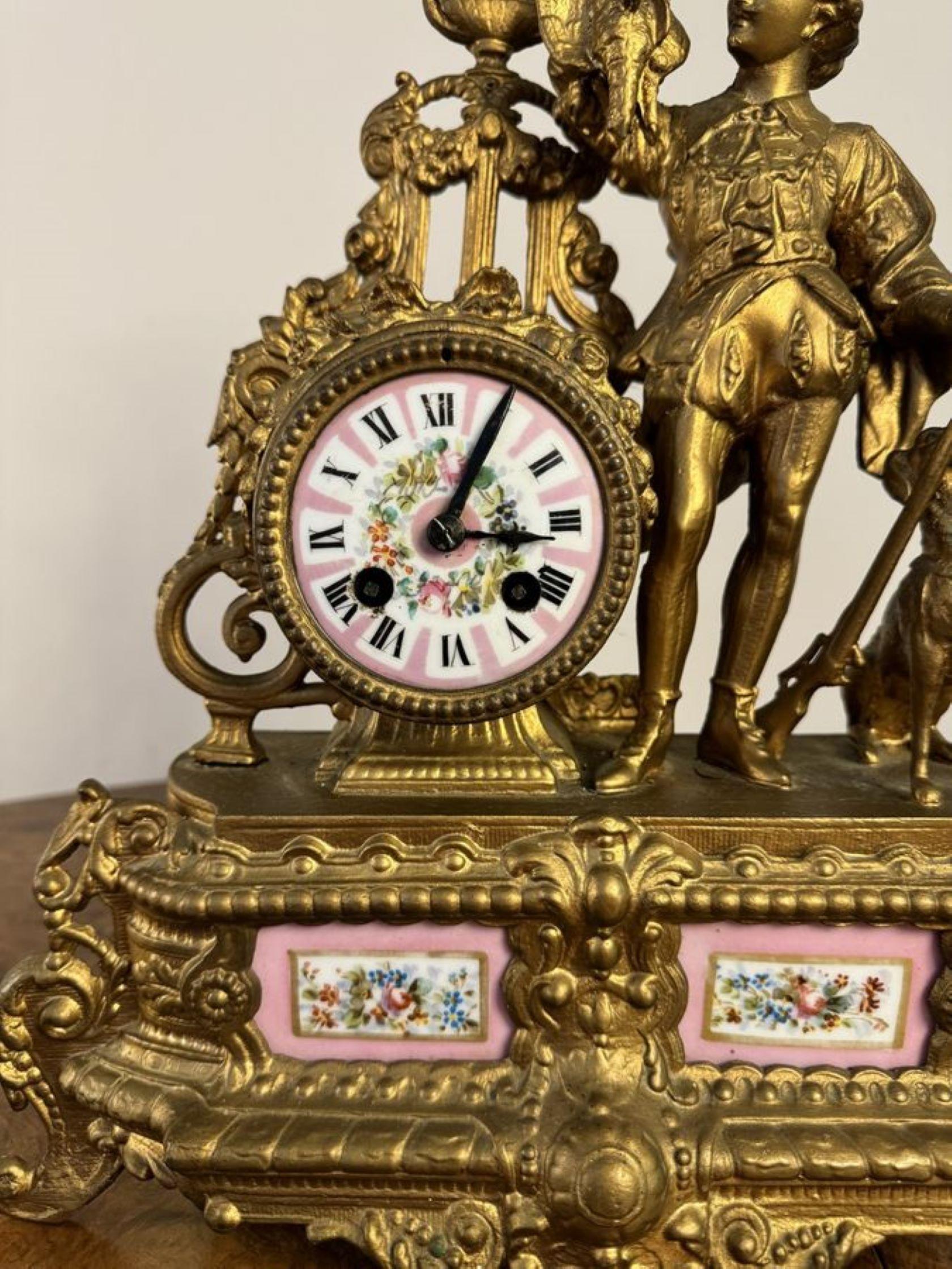 Impresionante reloj de manto victoriano francés del siglo XIX de metal dorado y porcelana en Bueno estado para la venta en Ipswich, GB