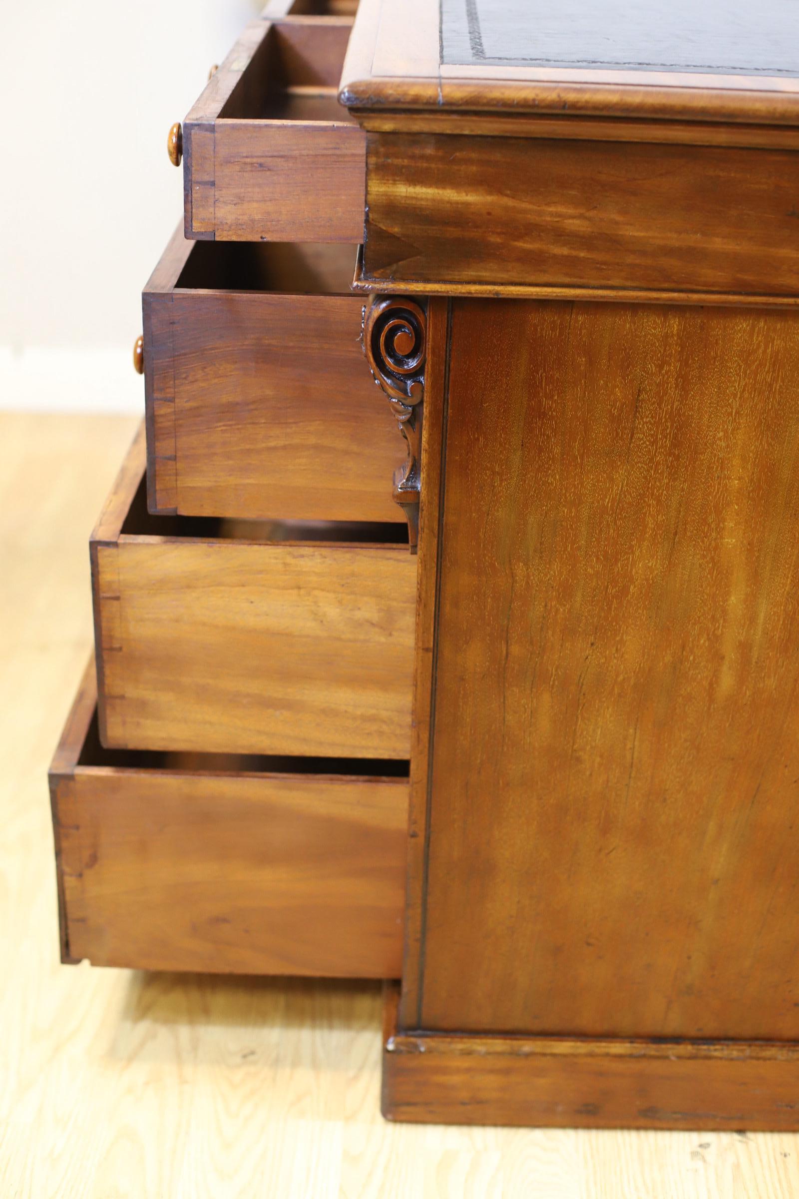 Atemberaubender viktorianischer Hobbs&Co London Partners-Schreibtisch im Angebot 9