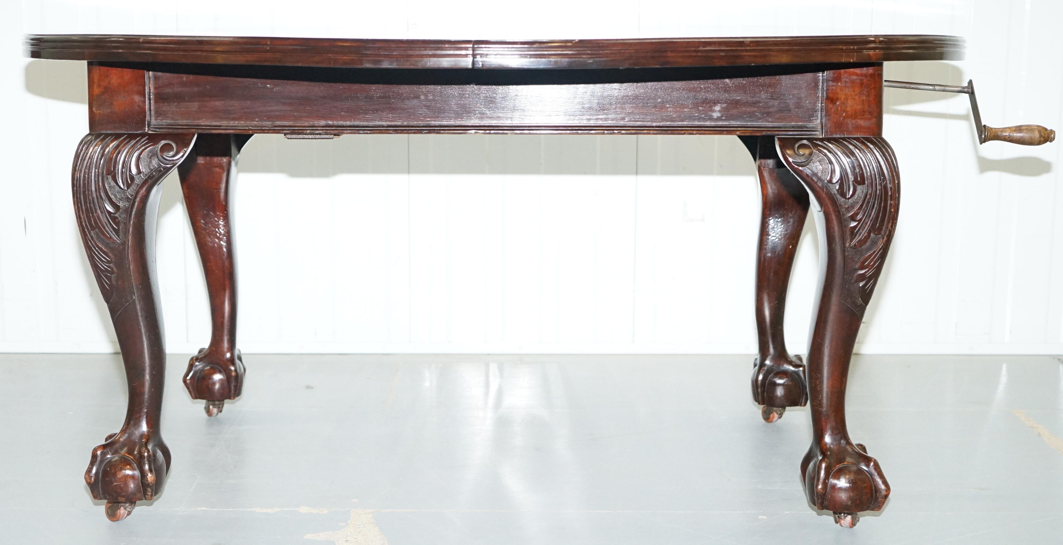 Late 19th Century Stunning Victorian James Phillips & Son's Solid Hardwood Extending Dining Table For Sale
