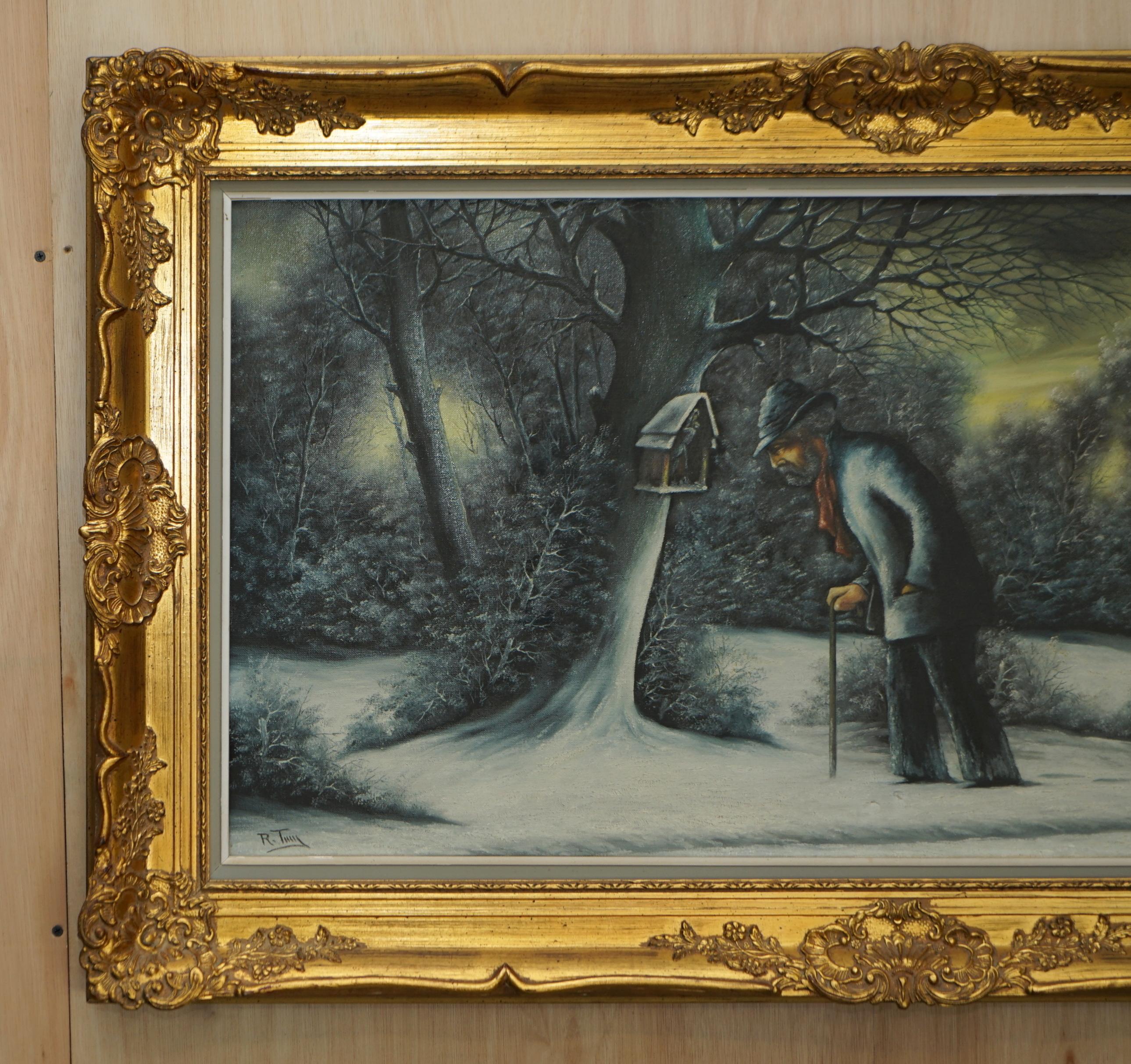 Nous sommes ravis d'offrir à la vente cette superbe peinture à l'huile originale néerlandaise représentant un homme âgé dans une scène d'hiver par R Tuiy 
Une peinture à l'huile très belle et décorative, plus grande que la normale et qui offre