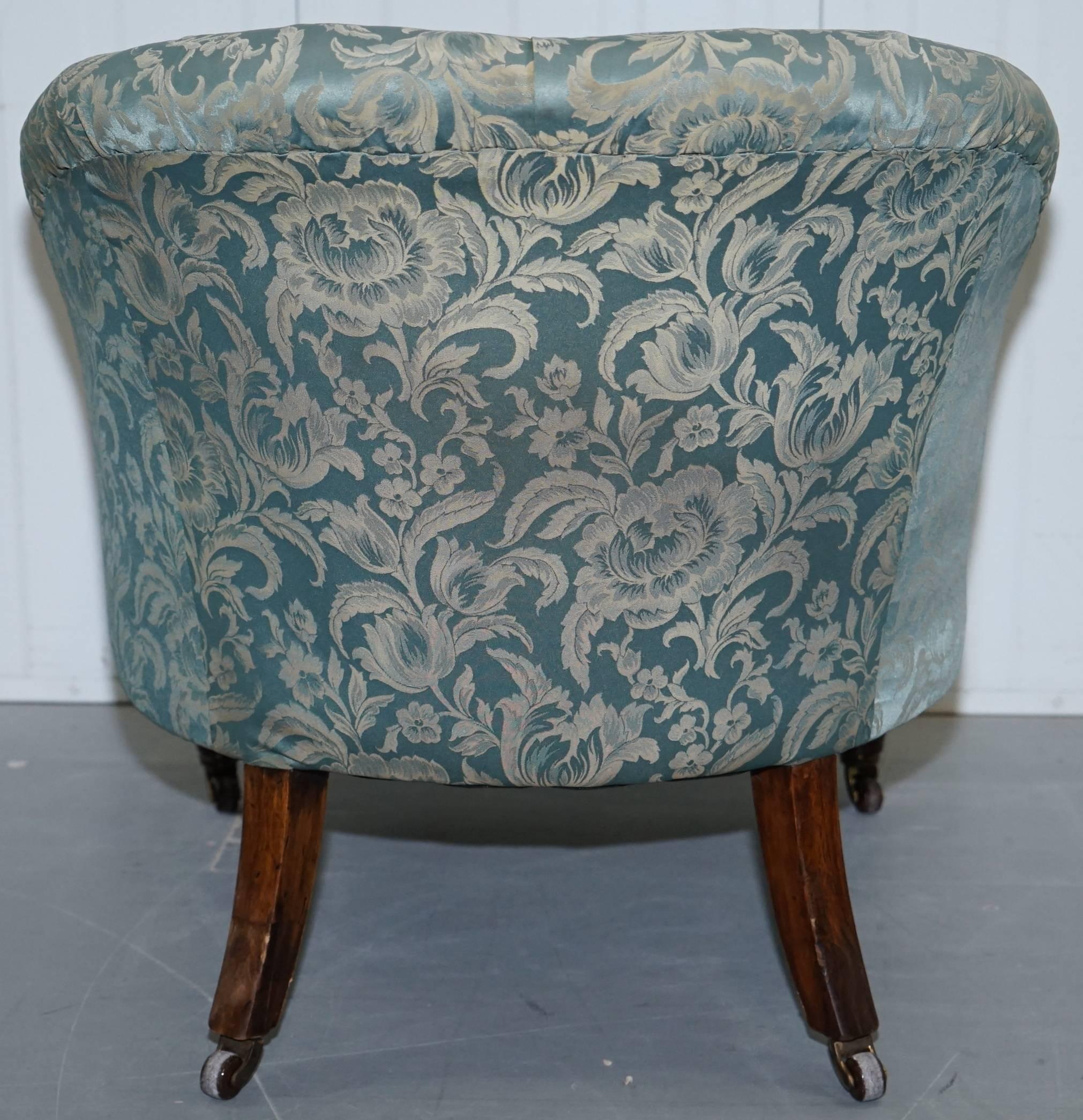 Stunning Victorian Redwood and Silk Upholstered Chesterfield Button Tub Armchair 10