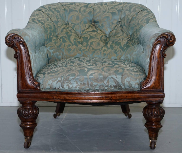 Stunning Victorian Redwood and Silk Upholstered Chesterfield Button Tub