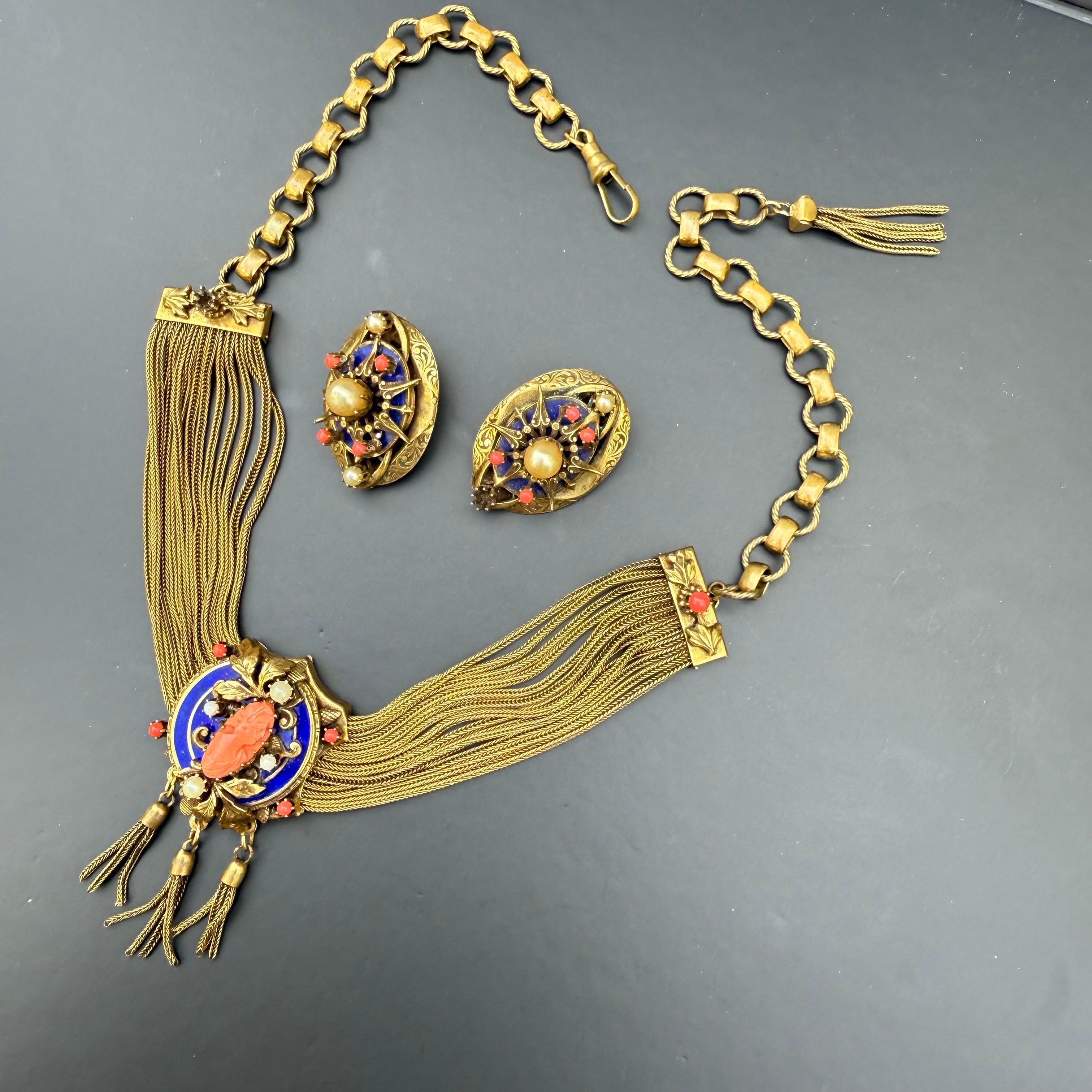 Superbe collier à lamelles en camée de style Revive victorien, boucles d'oreilles Clips en vente 4