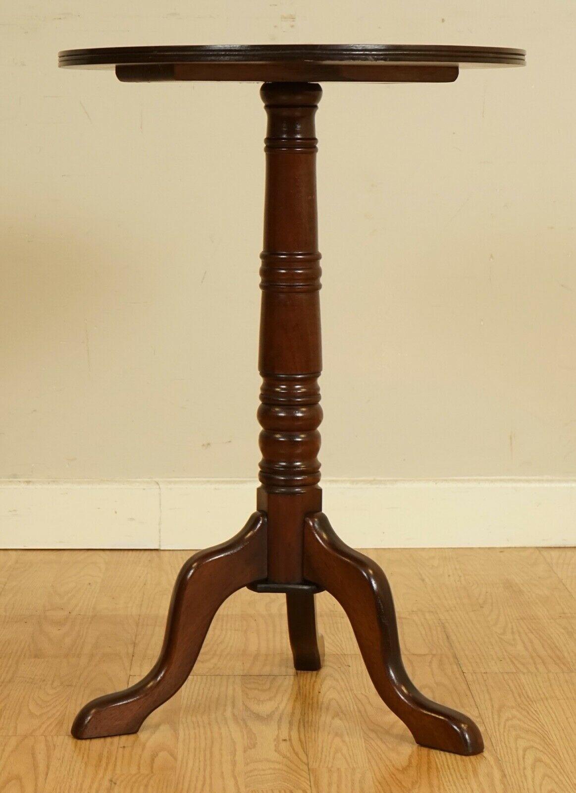 We are delighted to sell this lovely mahogany victorian side table.

In a very good condition, very solid and sturdy.

We have lightly restored this by giving it a hand clean all over, wax and hand polish. 

Please view our pictures as they
