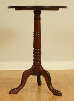 Stunning Victorian Side Table/Wine Table on Elegant Tripod Legs