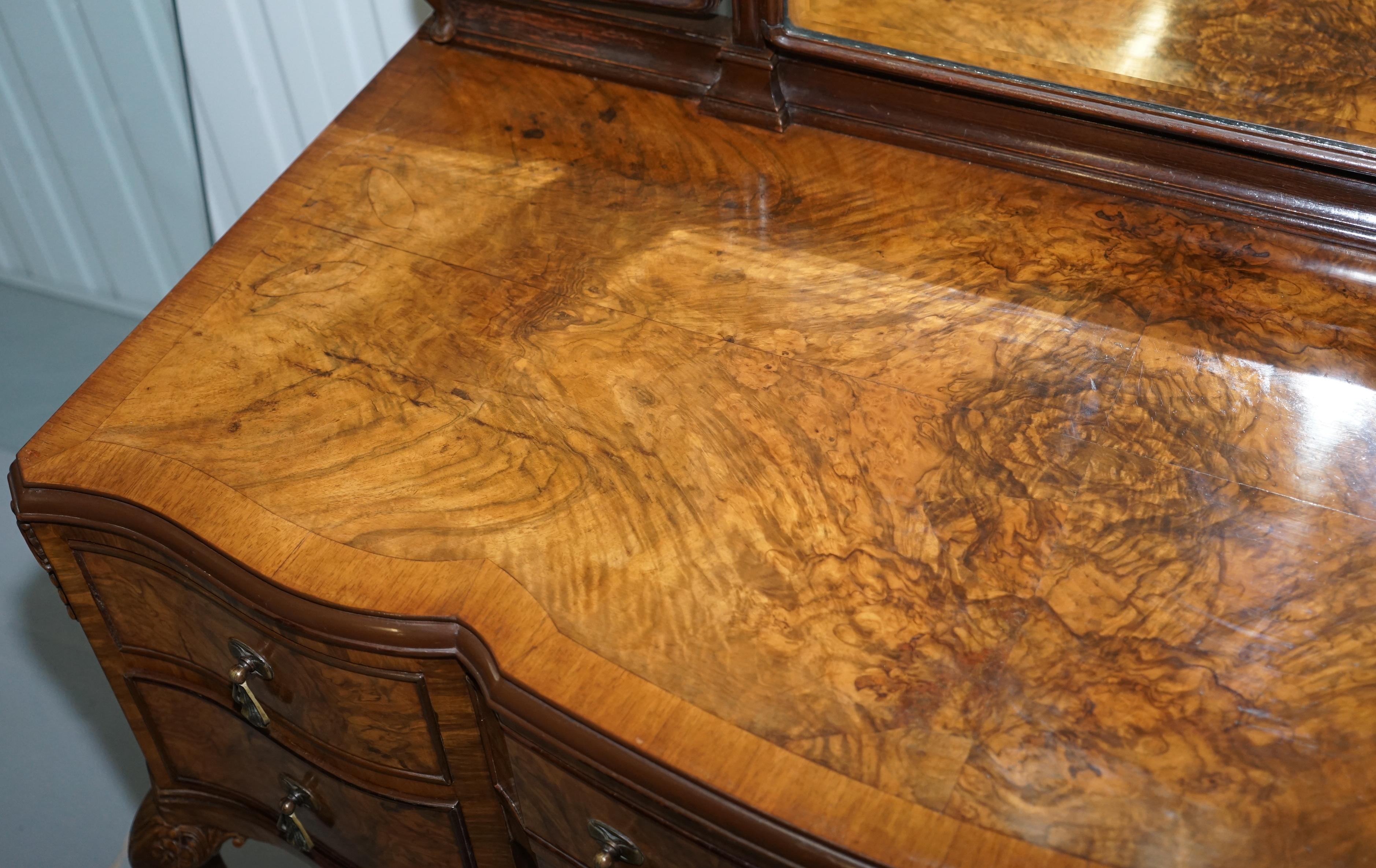 Stunning Victorian Walnut Dressing Table with Georgian Irish Style Carved Legs 6