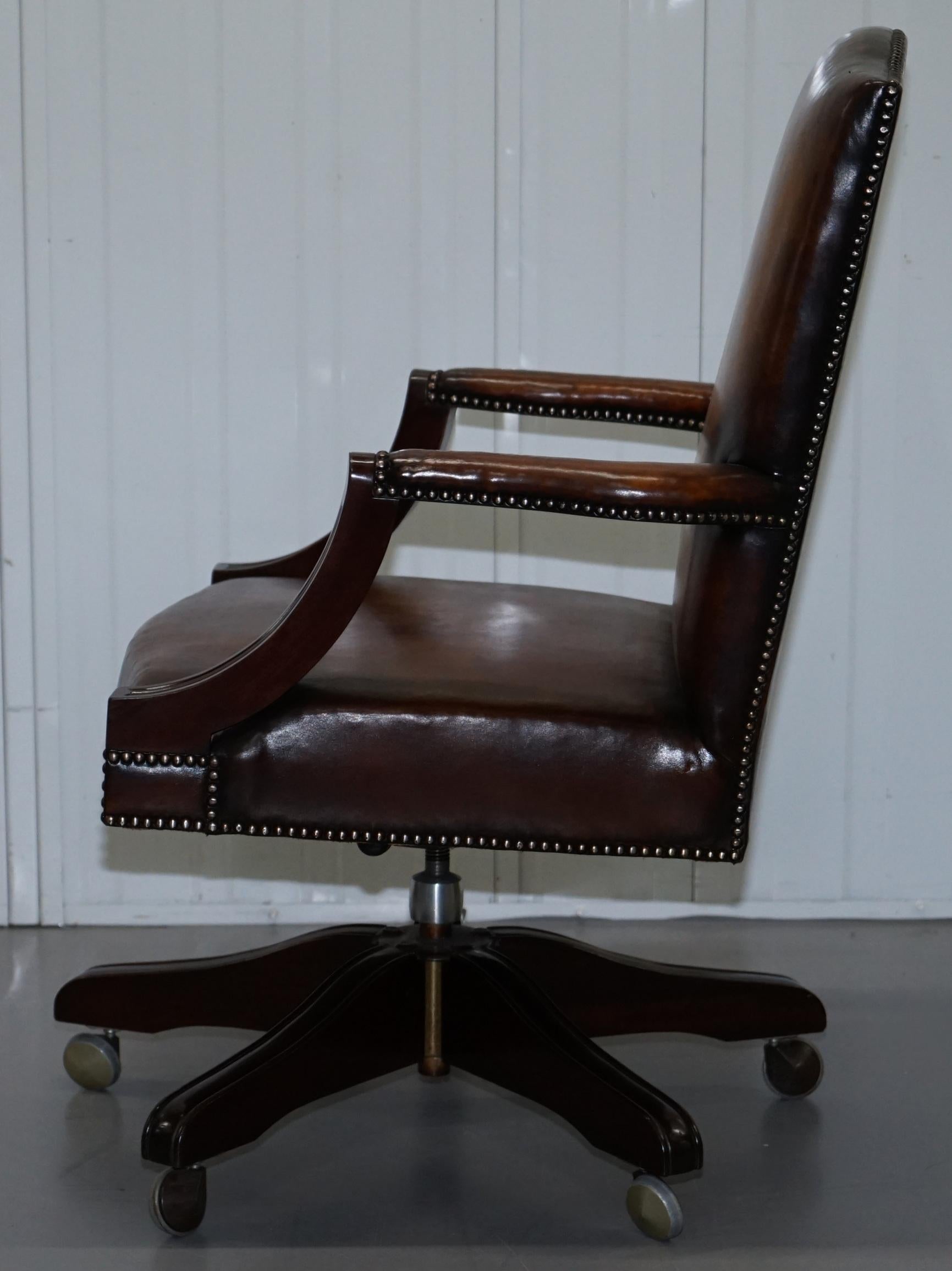 Stunning Vintage 1960s Fully Restored Aged Brown Leather Directors Office Chair 11
