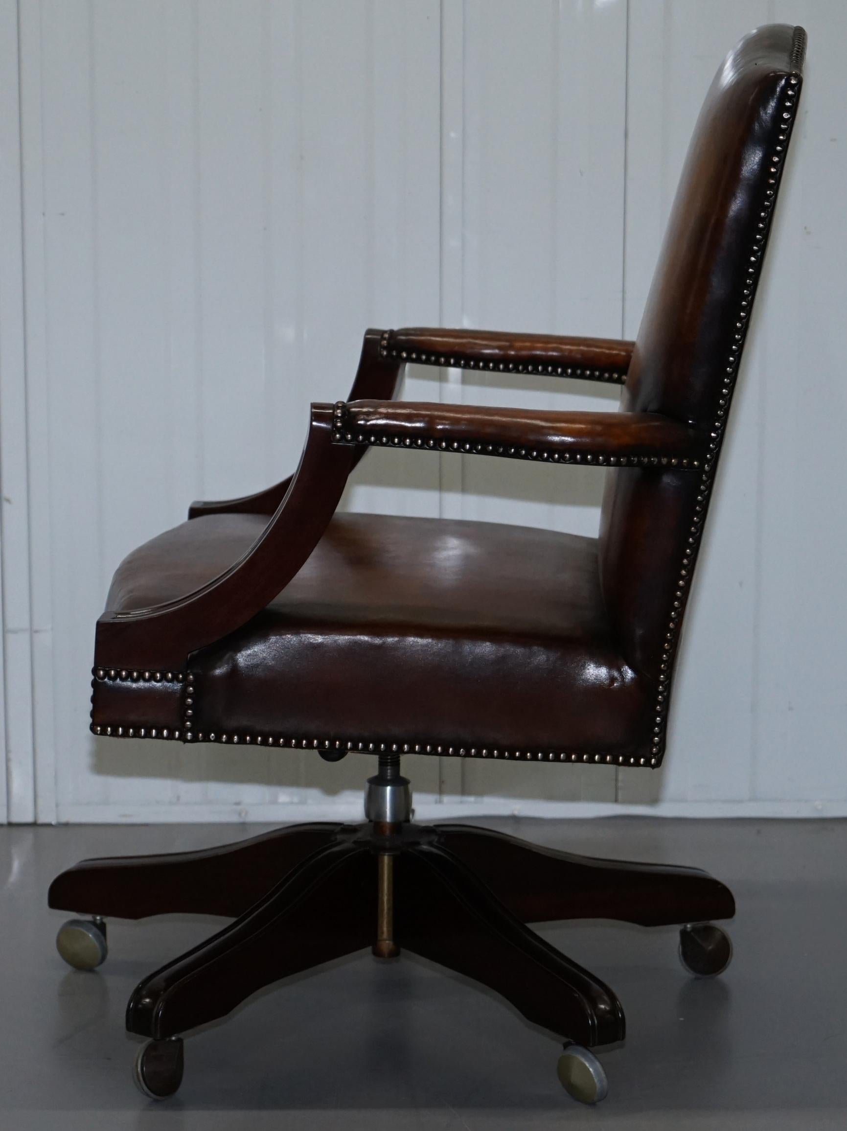 Stunning Vintage 1960s Fully Restored Aged Brown Leather Directors Office Chair 10