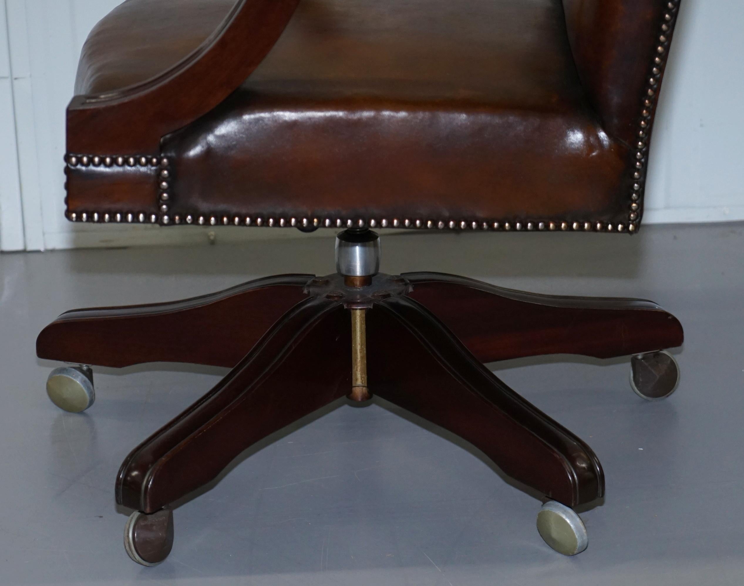 Stunning Vintage 1960s Fully Restored Aged Brown Leather Directors Office Chair 12