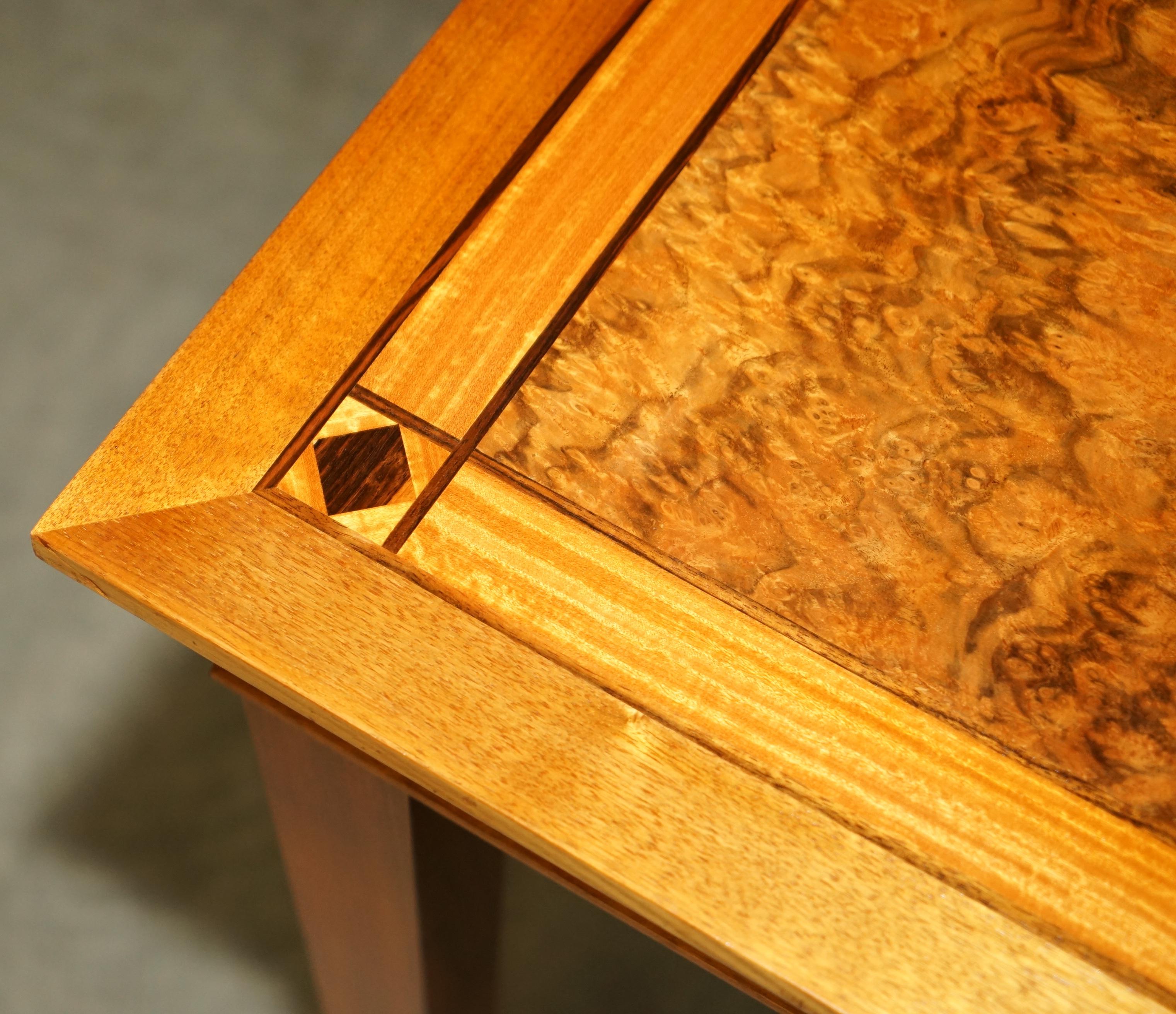 STUNNiNG VINTAGE 1994 DAVID LINLEY BURR WALNUT AMBOYNA WOOD CONSOLE TABLE en vente 7