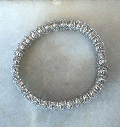 Stunning Vintage 28.00CT Diamond Platinum Bracelet