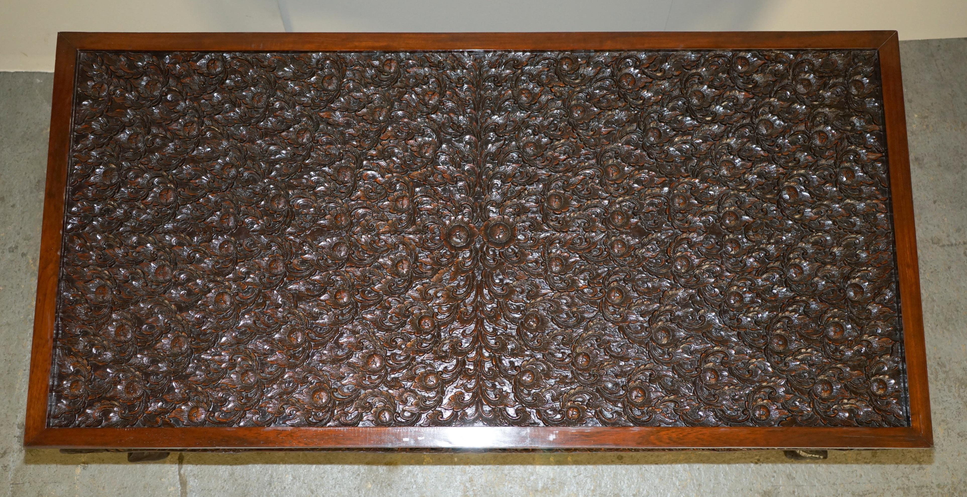 STUNNING VINTAGE ANGLO INDIAN HAND CARVED HARDWOOD EiGHT PERSON DINING TABLE 8 2