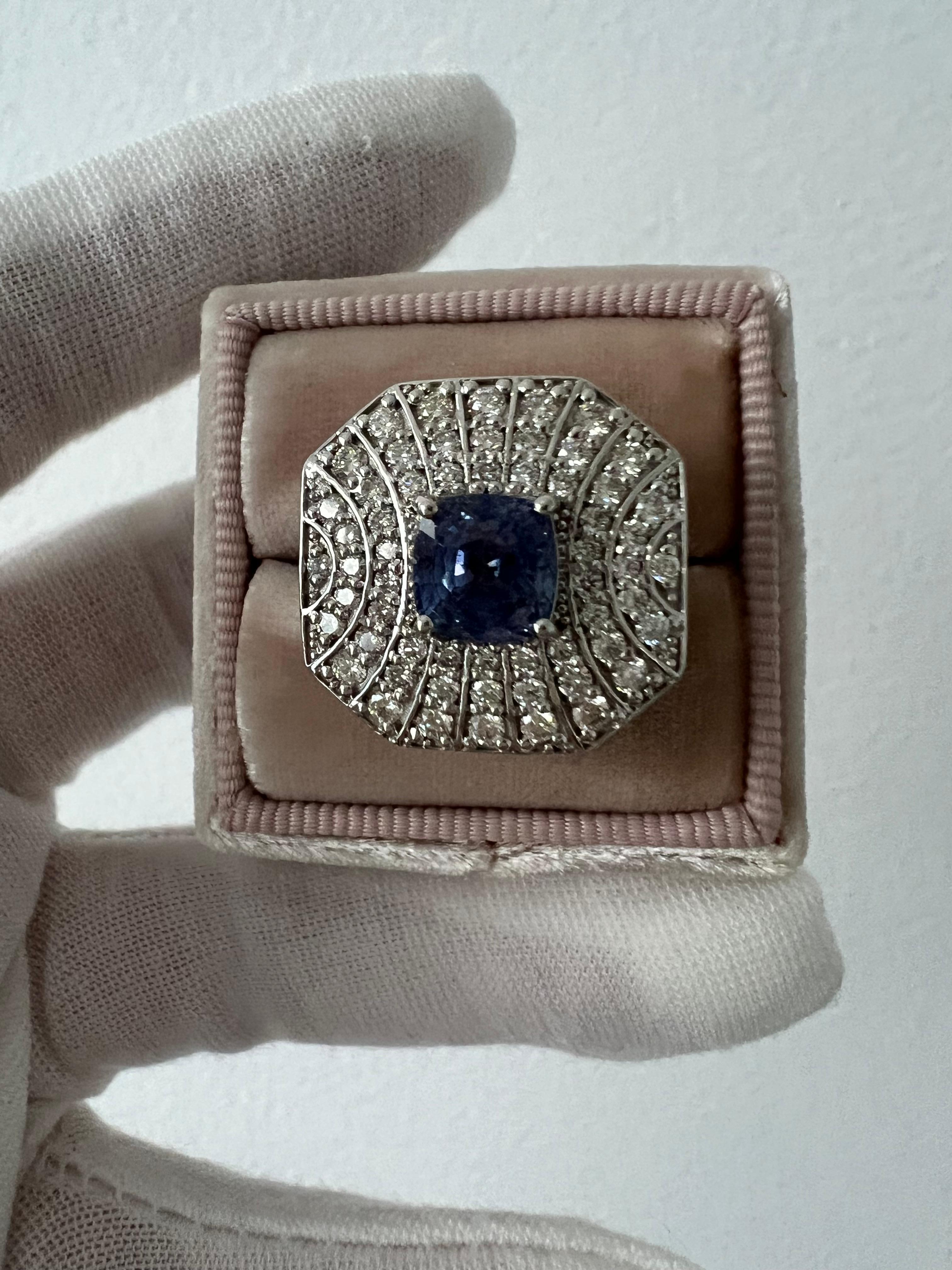 Stunning Vintage Art Deco 14K White Gold Diamond and Sapphire Ring - 4.24ct. For Sale 2