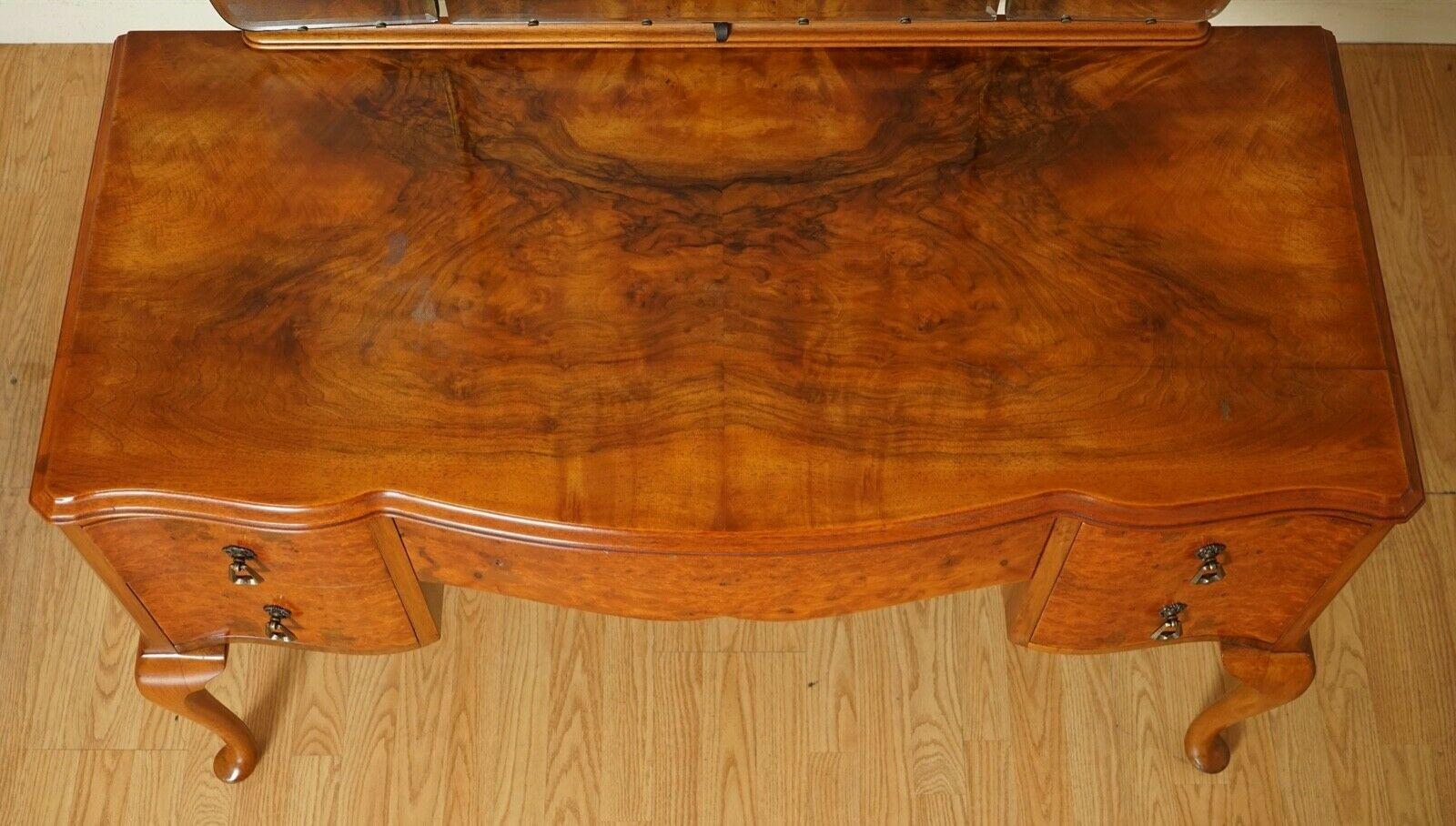 20th Century Stunning Vintage Art Deco Burr Walnut Dressing Table with Queen Anne Legs
