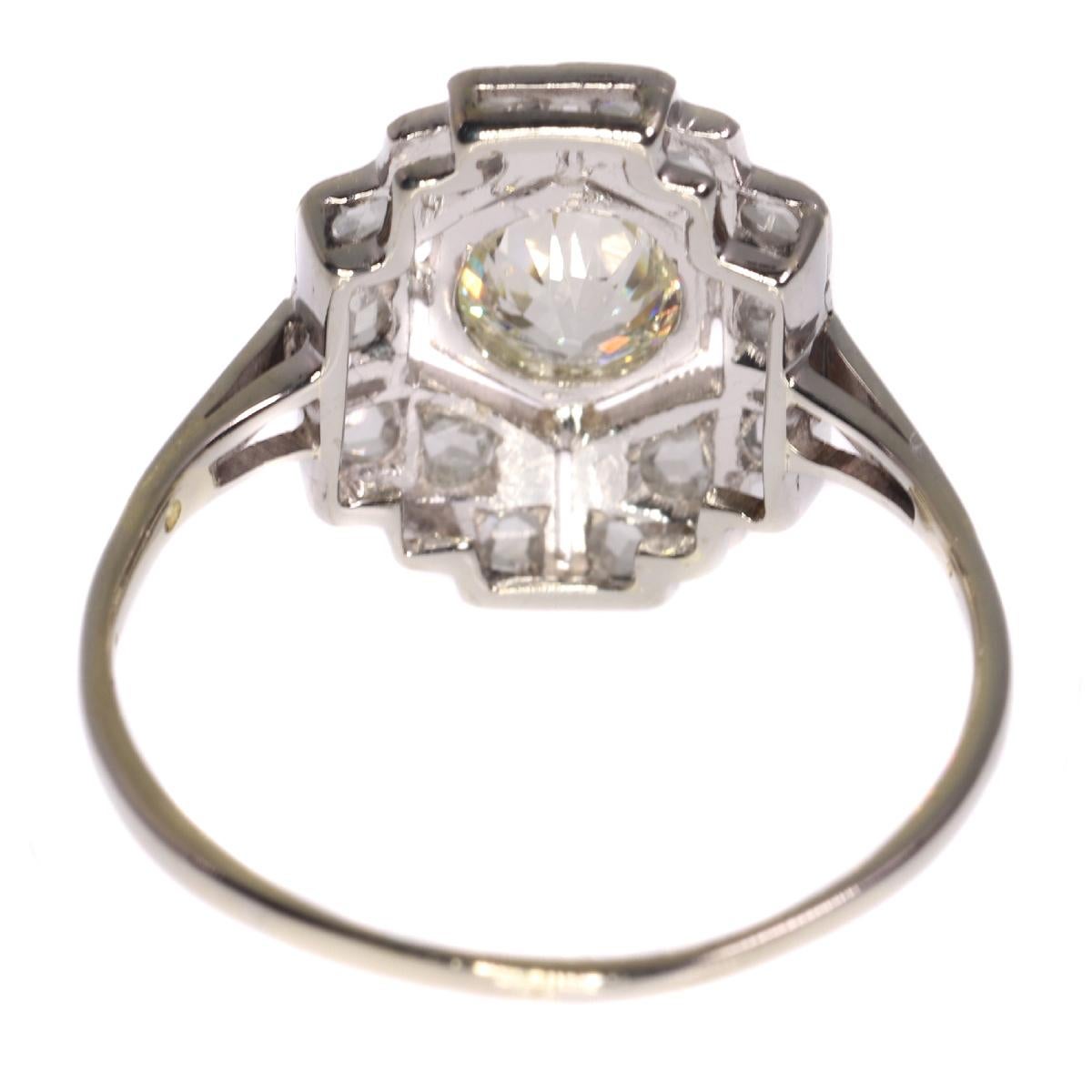 Stunning Vintage Art Deco Diamond Engagement Ring, 1920s For Sale 2