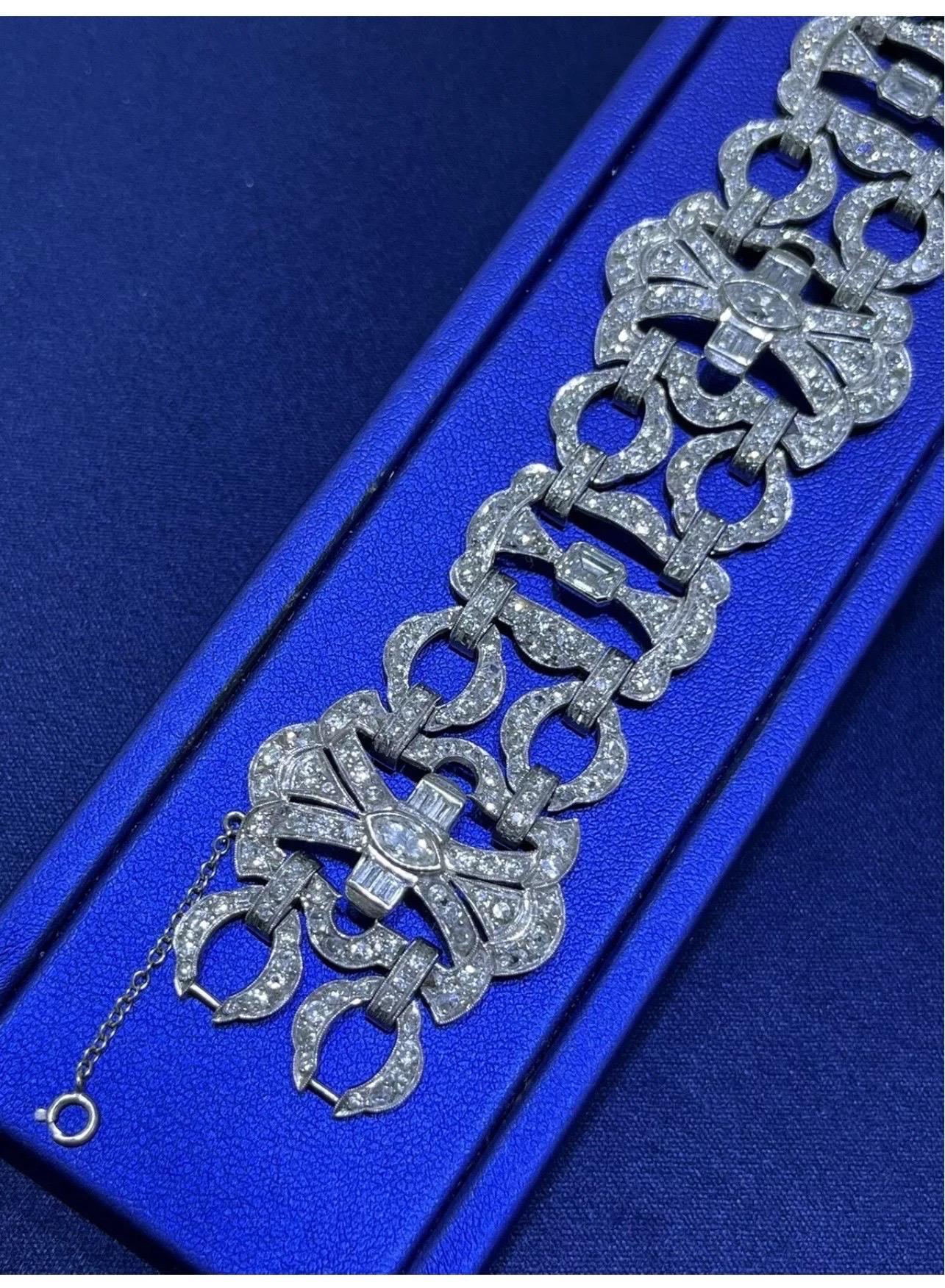 Stupendo bracciale largo in platino Art Deco d'epoca con diamante taglio vecchio 10 carati In condizioni buone in vendita a Boca Raton, FL