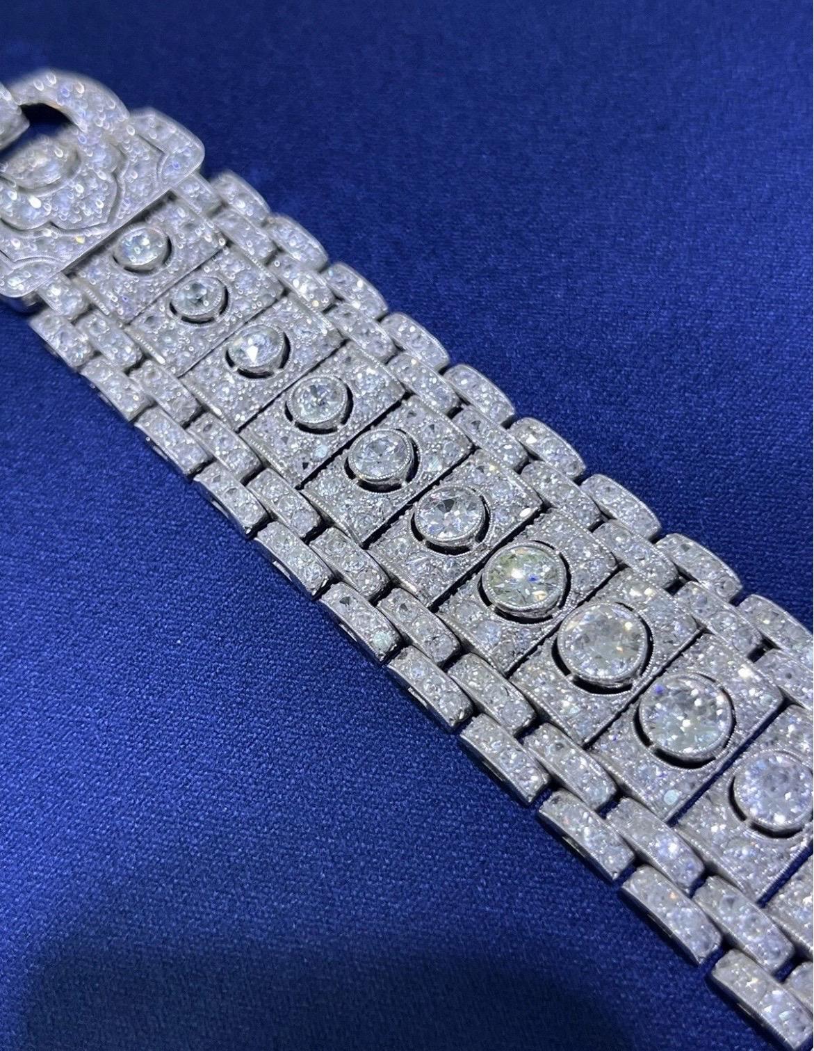 Stunning Vintage Art Deco Platinum 19CT Old Cut Round Diamond Wide Bracelet In Good Condition For Sale In Boca Raton, FL
