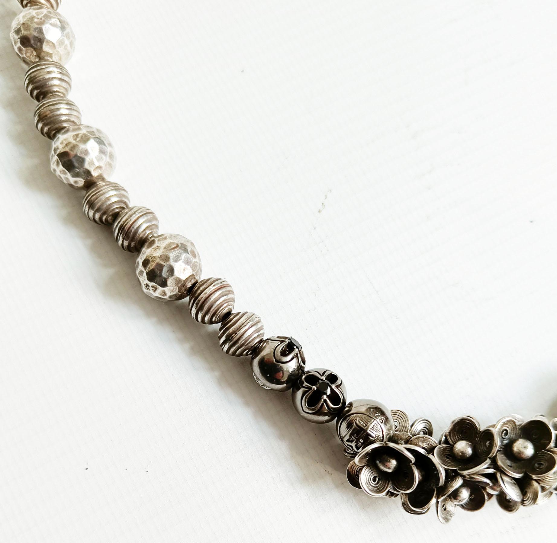 20th Century Stunning Vintage Asian Designer silver bead flower petal necklace For Sale