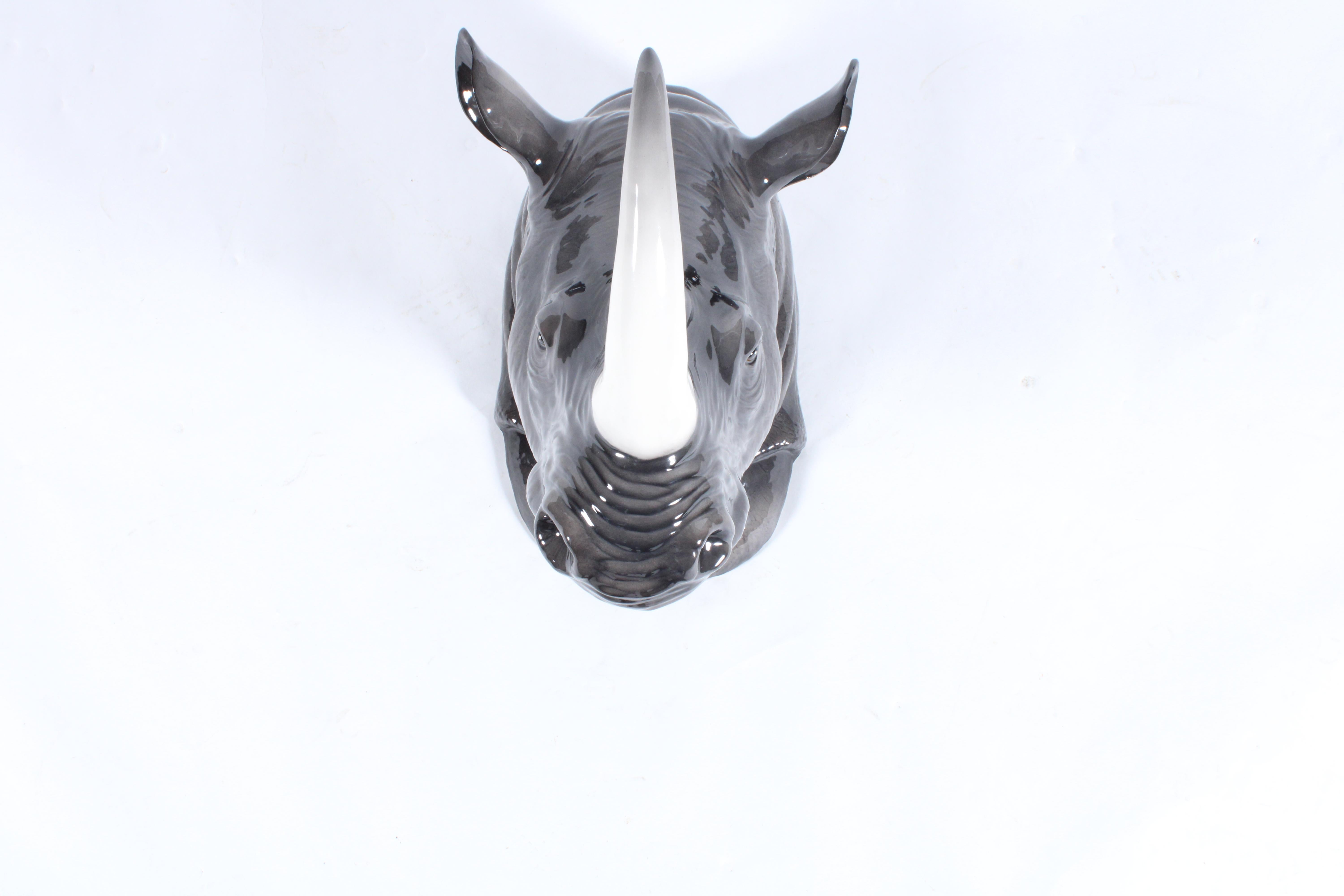 Superbe buste vintage en céramique Bassano  De rhinocéros avec livraison gratuite Bon état - En vente à Portlaoise, IE