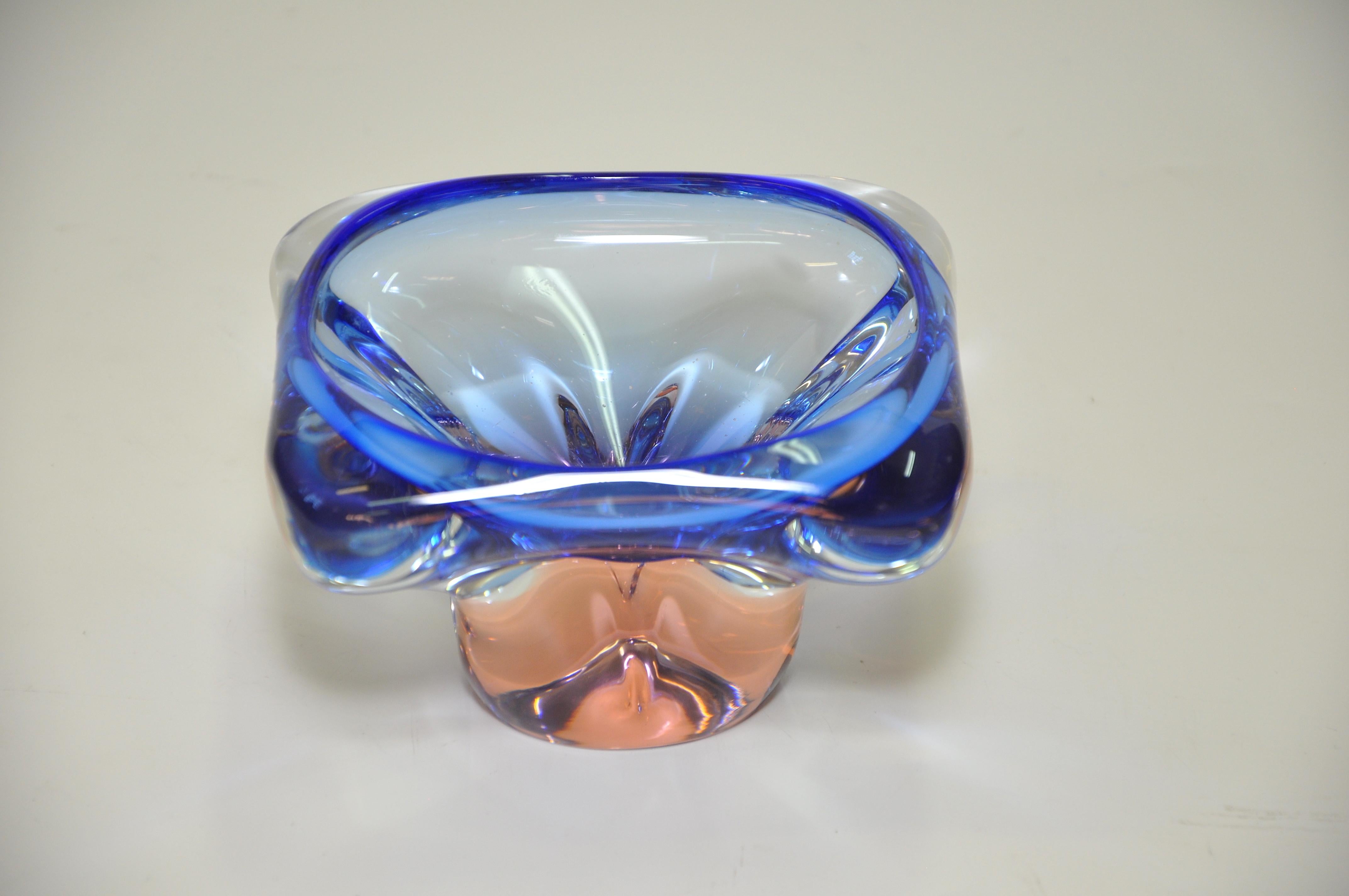 Stunning Vintage Blue Peach Art Glass Bowl Italian Murano For Sale 2