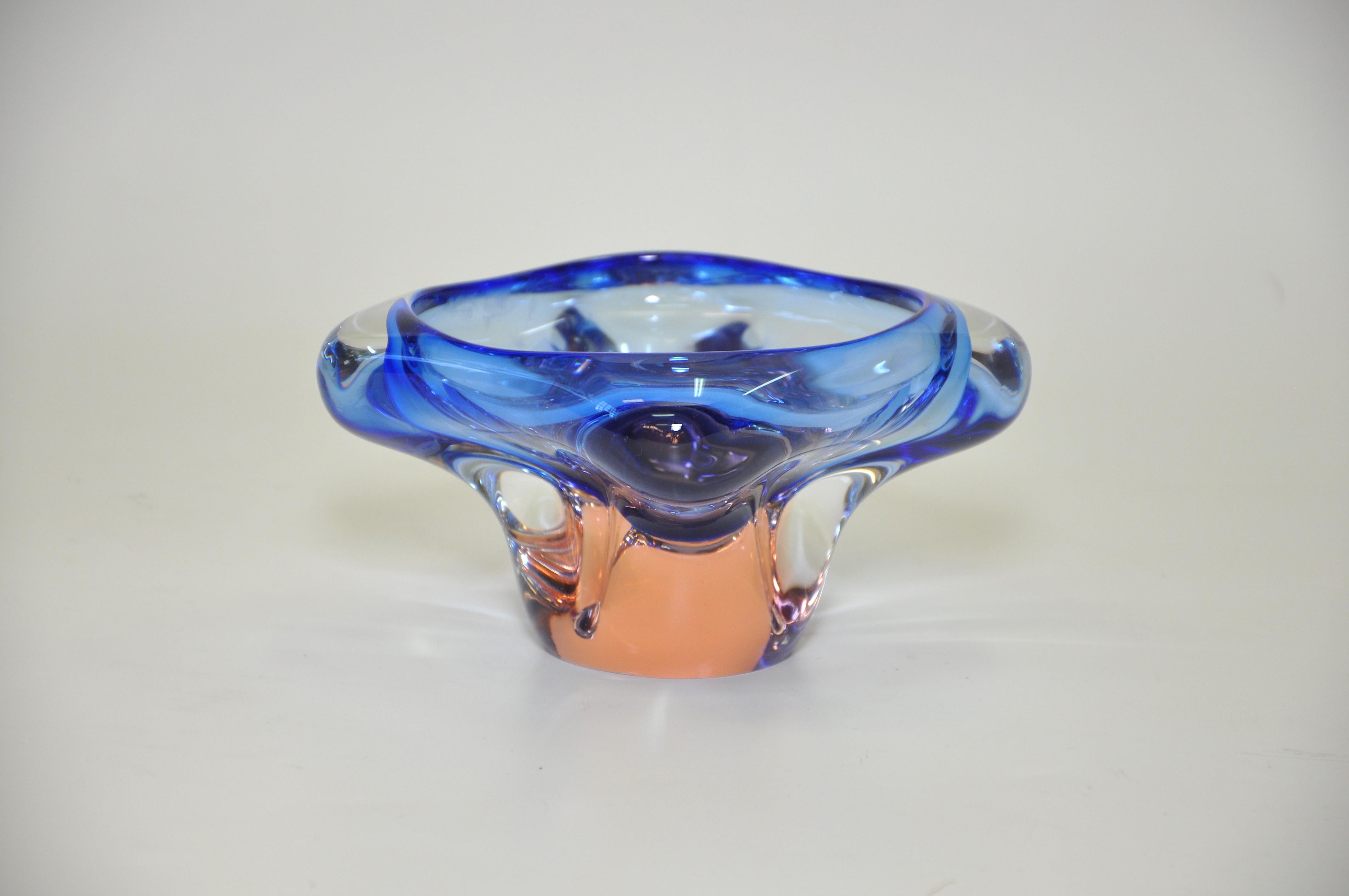 20th Century Stunning Vintage Blue Peach Art Glass Bowl Italian Murano For Sale