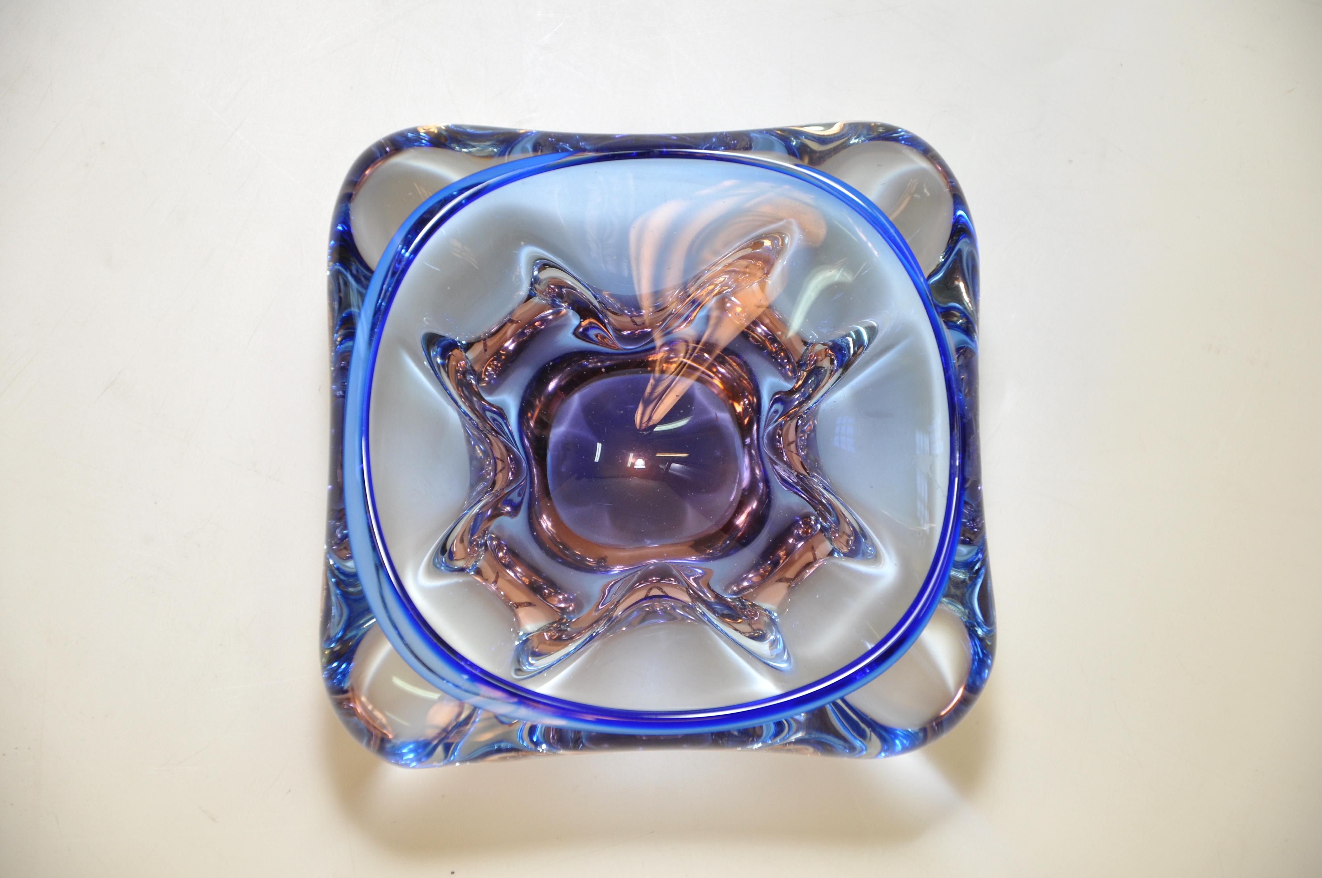 Stunning Vintage Blue Peach Art Glass Bowl Italian Murano For Sale 1