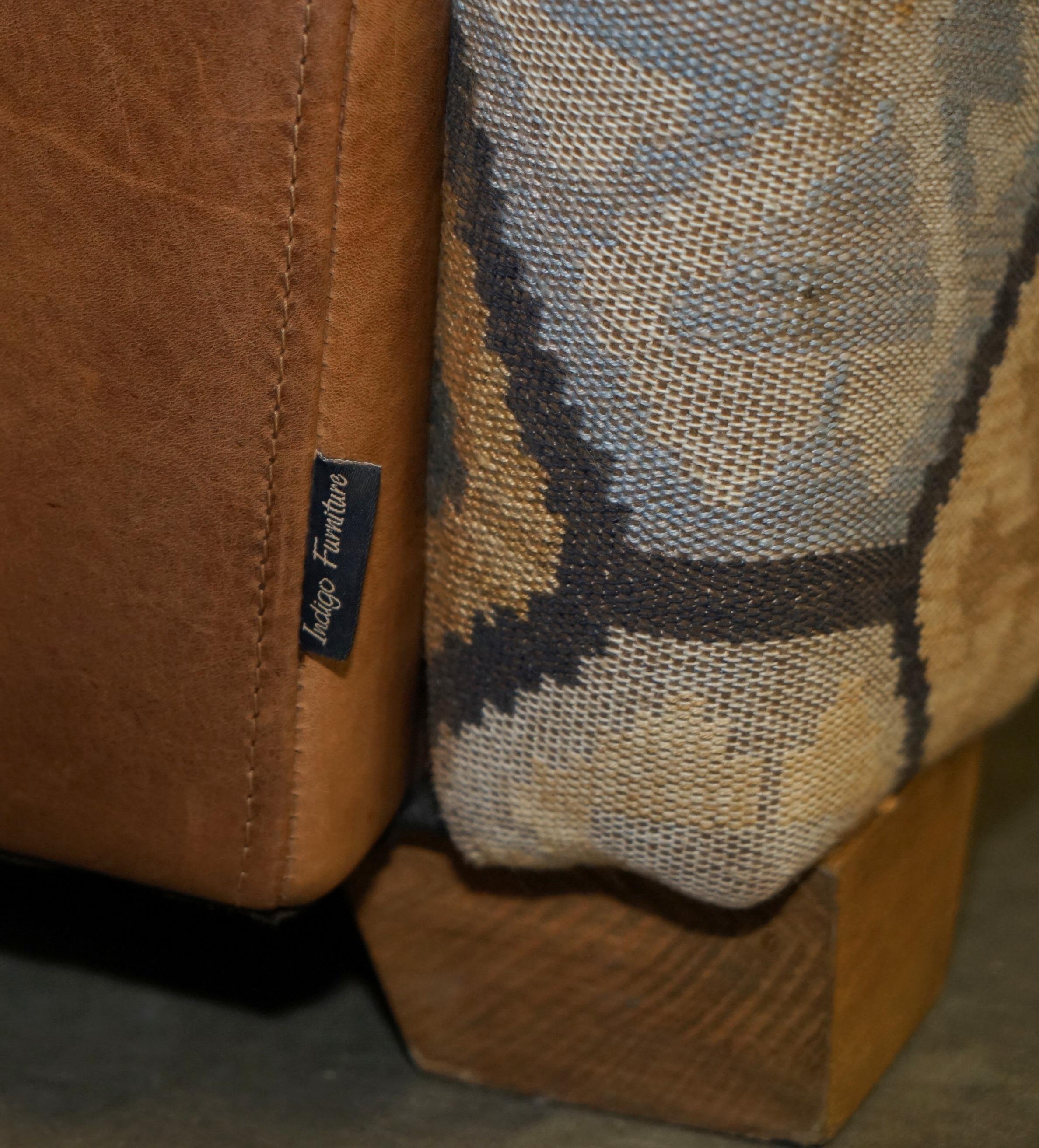 STUNNING ViNTAGE BROWN LEATHER & KILIM ROCKET ARMCHAIR & FOOTSTOOL SUITE For Sale 6