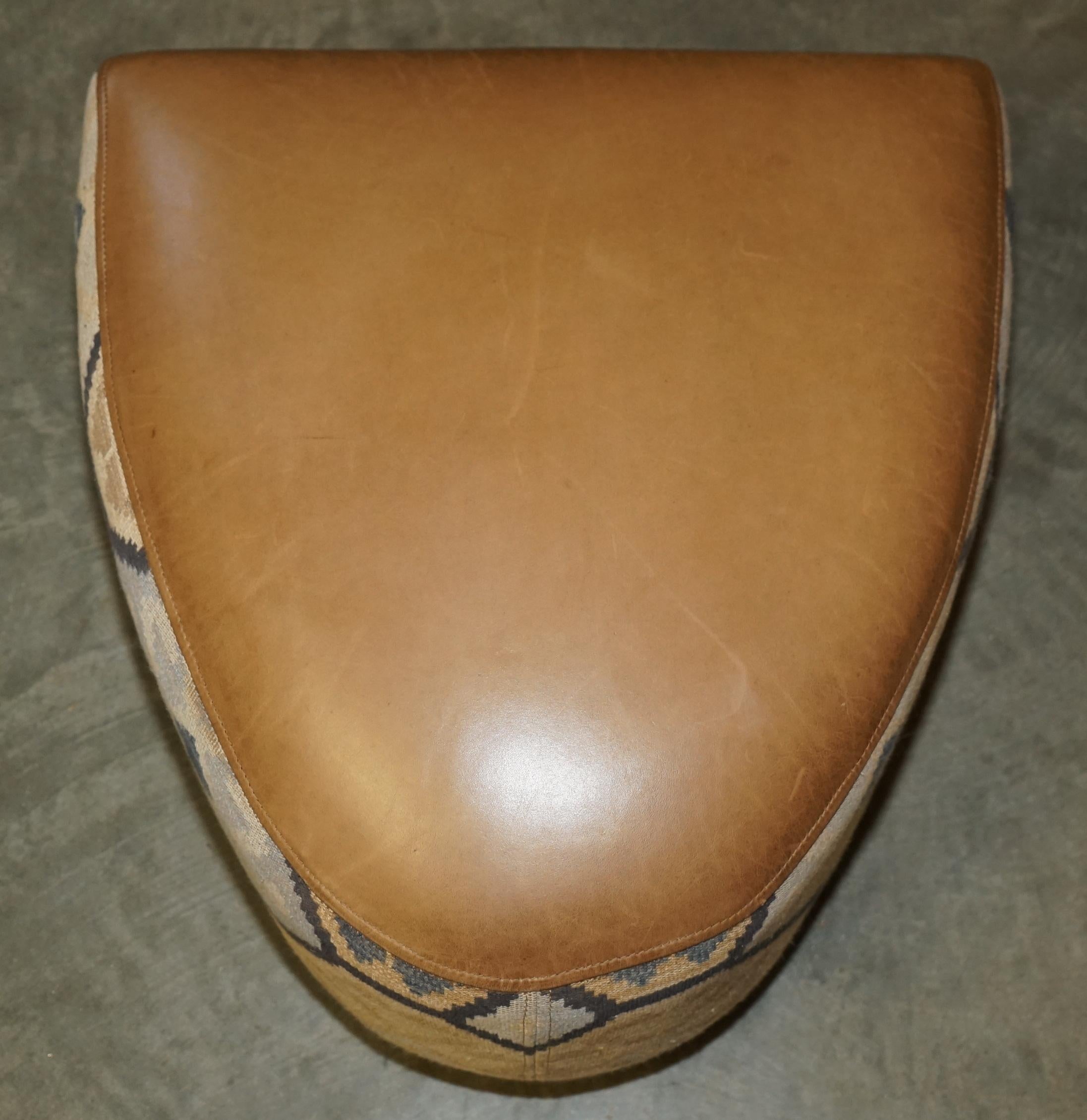 STUNNING ViNTAGE BROWN LEATHER & KILIM ROCKET ARMCHAIR & FOOTSTOOL SUITE For Sale 11