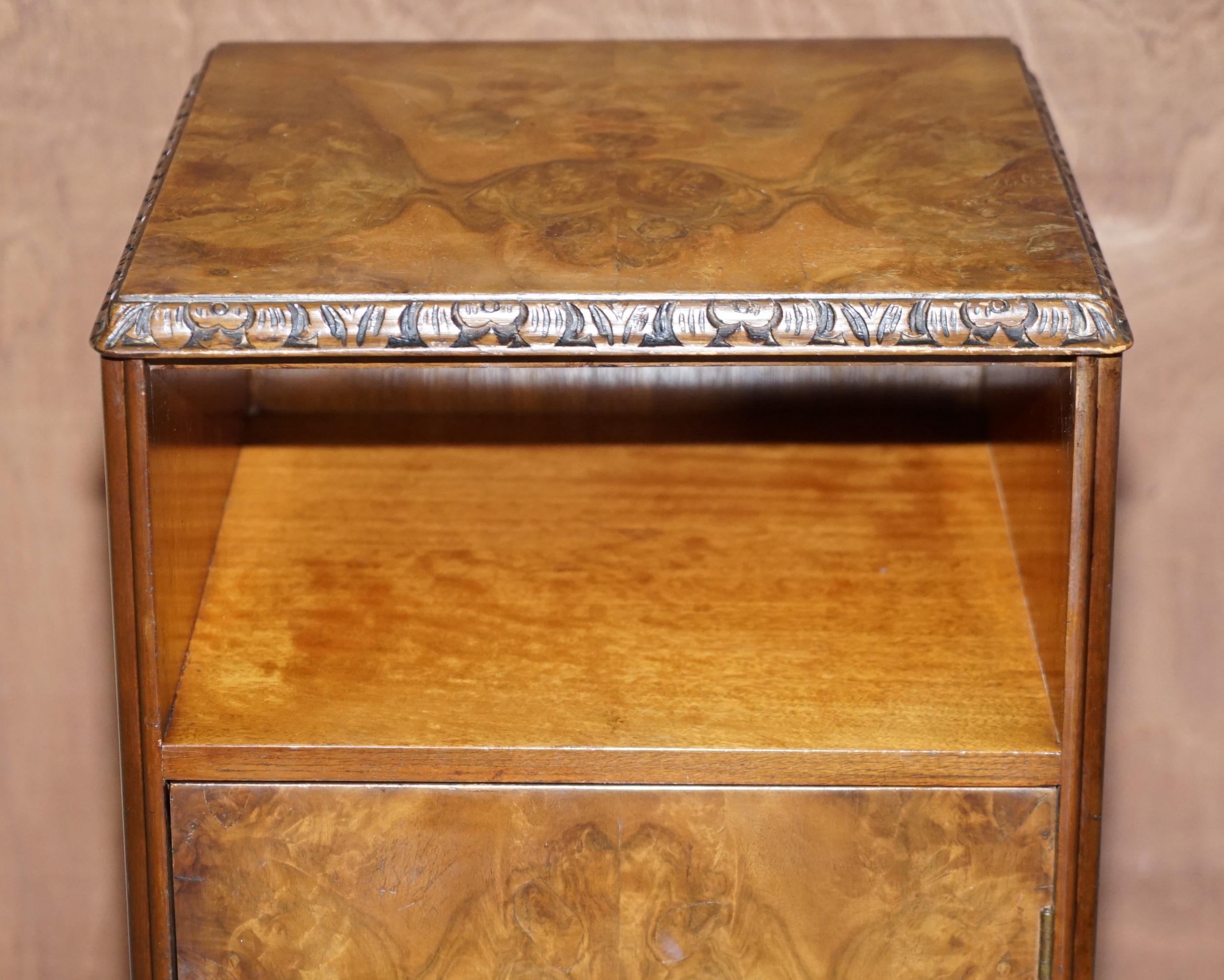 English STUNNING ViNTAGE BURR WALNUT BEDSIDE CUPBOARD OR LAMP END WINE TABLE VERY NICE For Sale