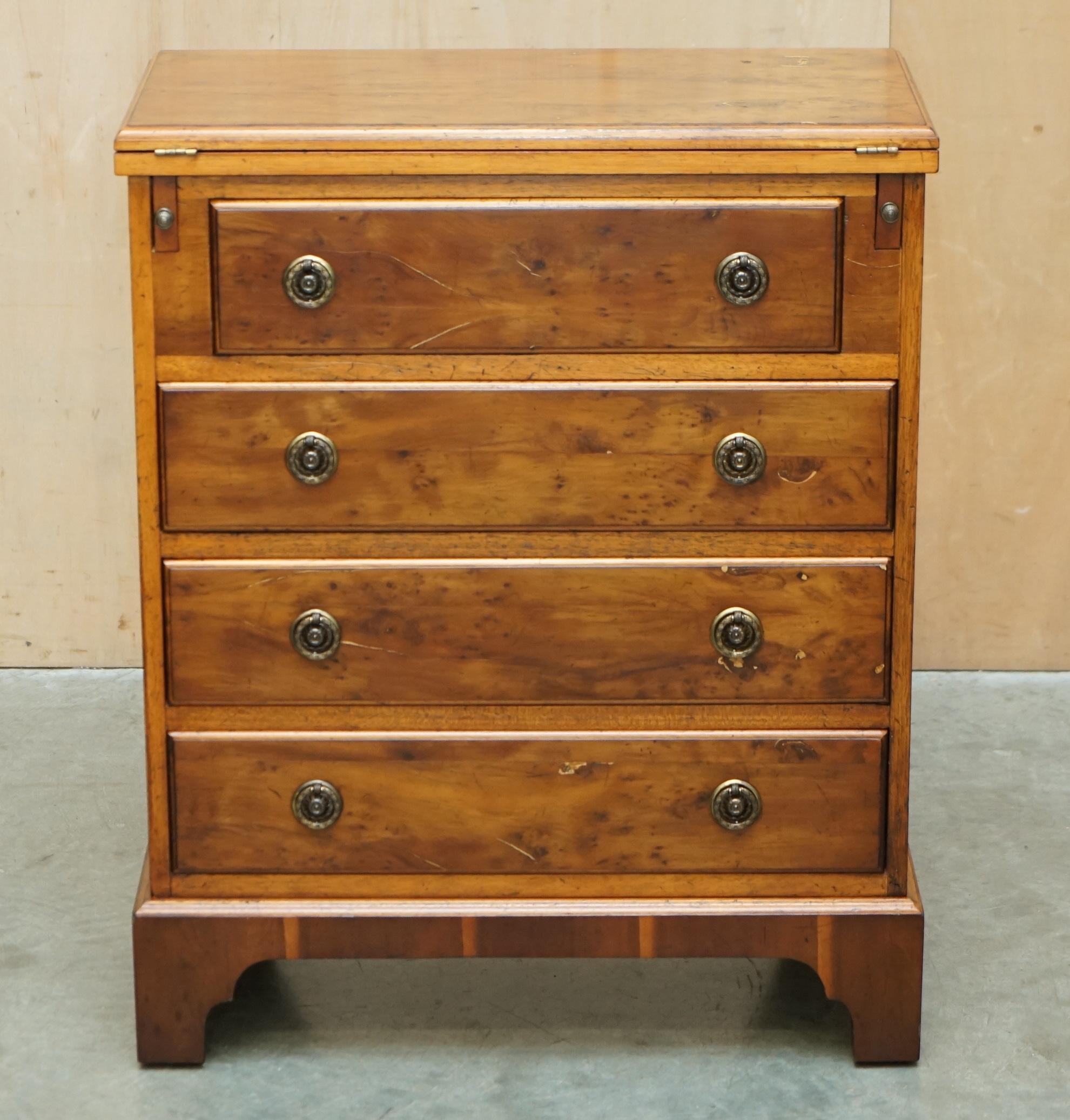 Campagne Stunning ViNTAGE BURR WALNUT BUTLERS TABLE CHEST OF DRAWERS EXtensible en vente
