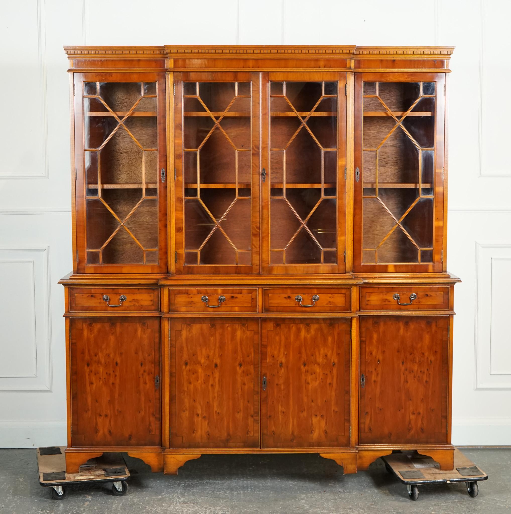 European STUNNING VINTAGE BURR YEW WOOD DISPLAY CABiNET BOOKCASE BY CHARLES BARR J1 For Sale