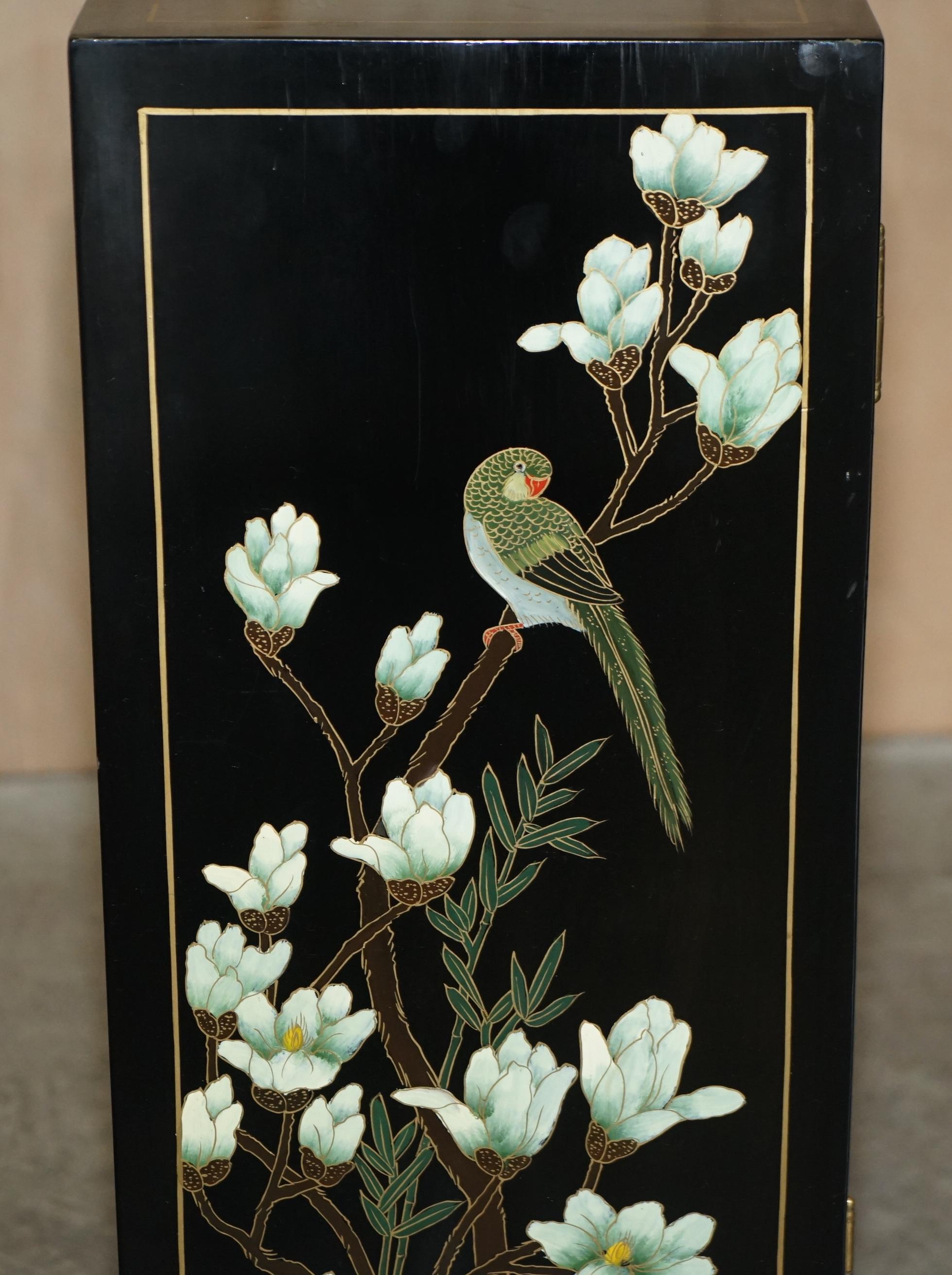 Stunning Vintage Chinese Chinoiserie Lacquer Side Cabinet with Hard Stone Finish 7