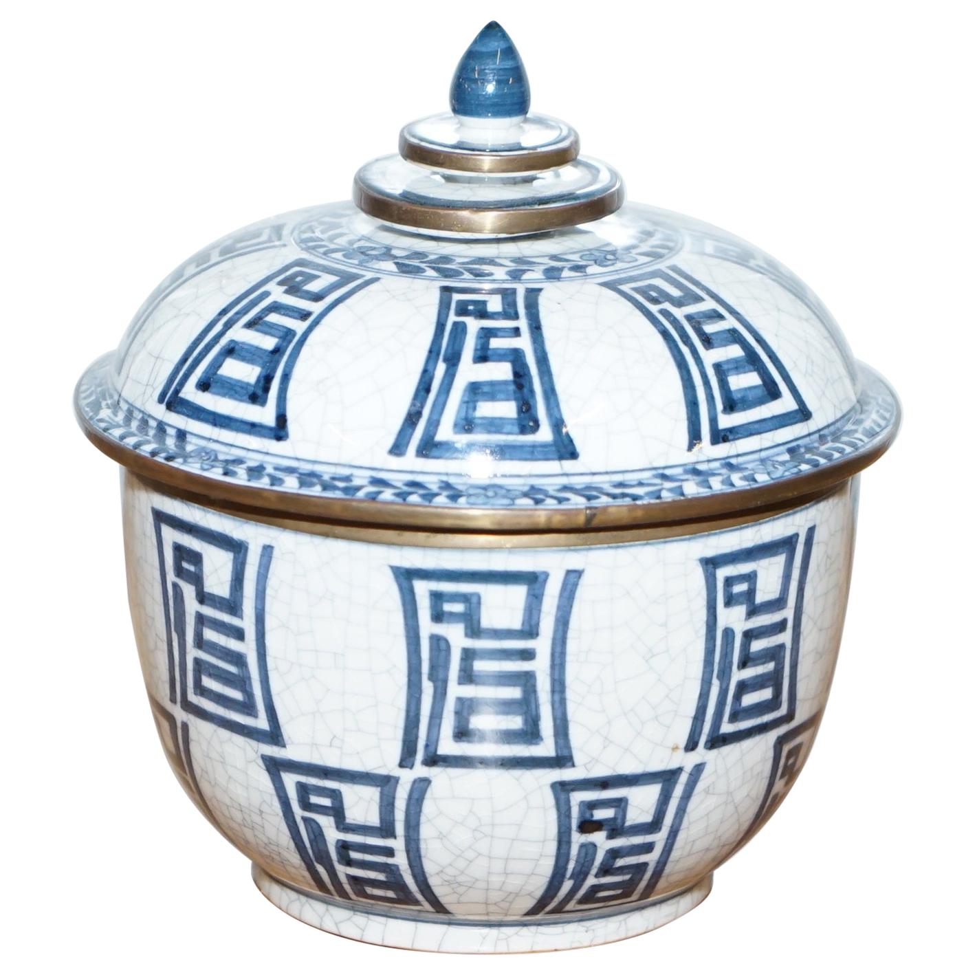 Stunning Vintage Chinese Porcelain Pot with Lid Stamped to the Base Decorative