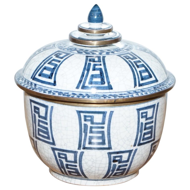 Stunning Vintage Chinese Porcelain Pot with Lid Stamped to the Base Decorative For Sale at