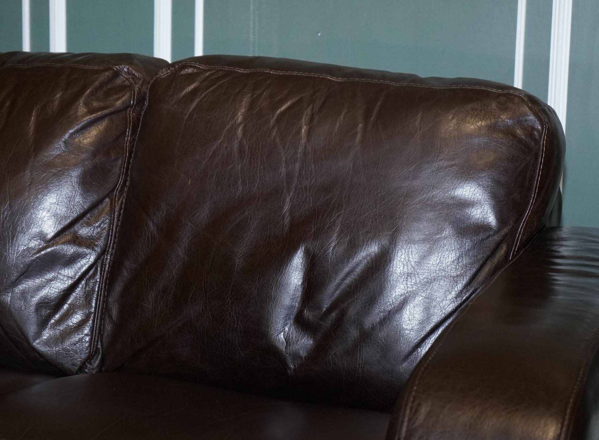 STUNNING VINTAGE CHOCOLATE BROWN LEATHER THREE SEATER SOFA BY SOFITALiA 1